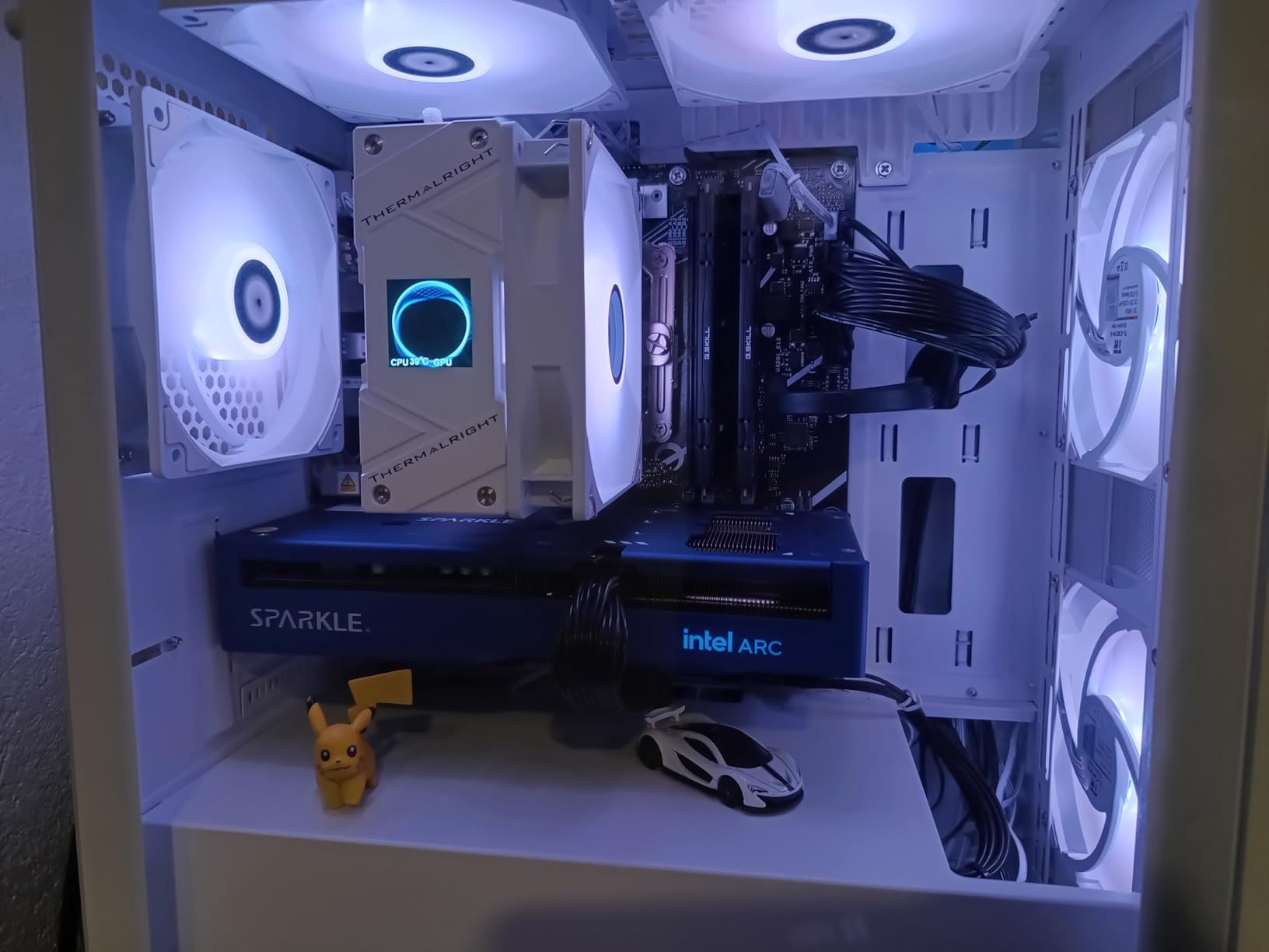 Sparkle Intel Arc B570 Guardian OC Graphics Card, 10GB GDDR6, Torn Cooling 2.0, Axial Fan, Breathing Light, Metal Backplate, SB570G-10GOC customer photo 2