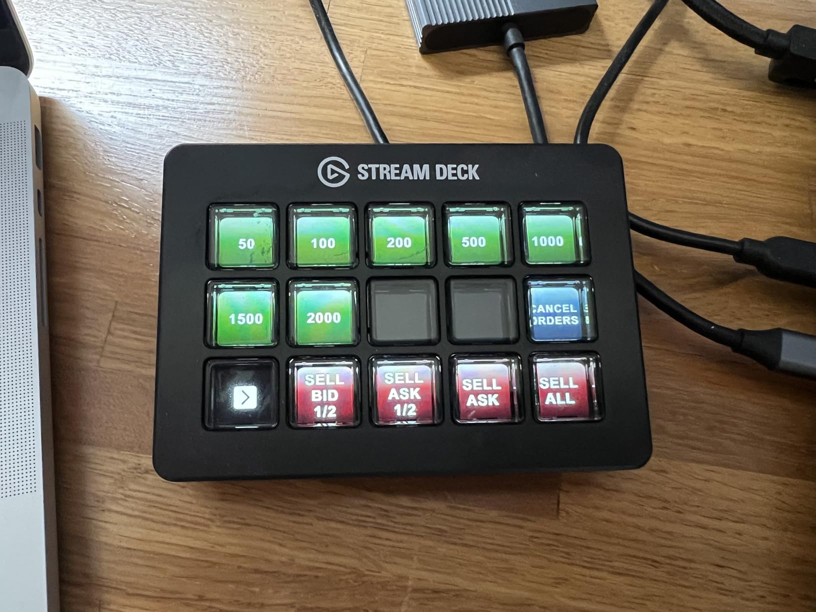 Stream Deck Scissor Keys Workflow Controller, Tactile responsive macro keys, Monitor CPU, GPU, ping, FPS customer photo 1