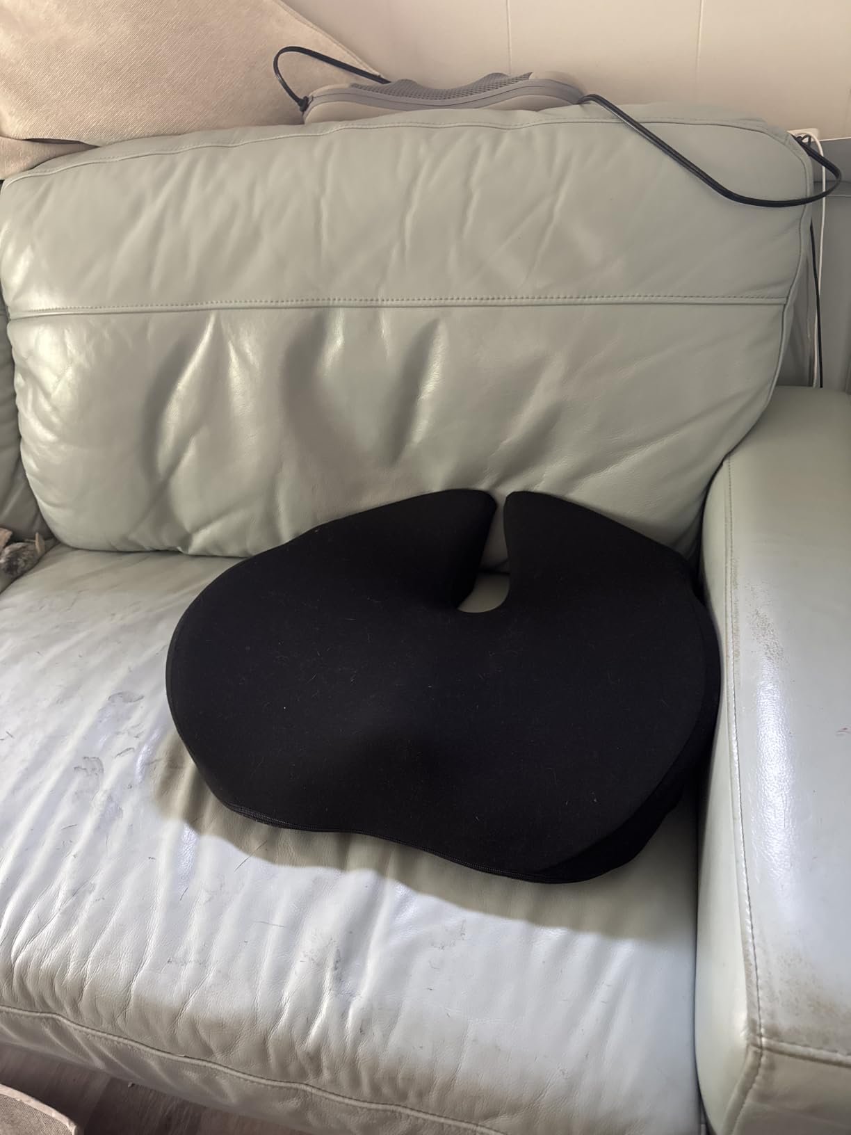 Seat Cushions for Office Chairs, Sciatica Pain Relief Cushion for Tailbone | Extra Large Office Chair Cushion for Healthy Sitting Posture, Sciatica Pain Relief Pillow With Extra Cover (Original Black) customer photo 2