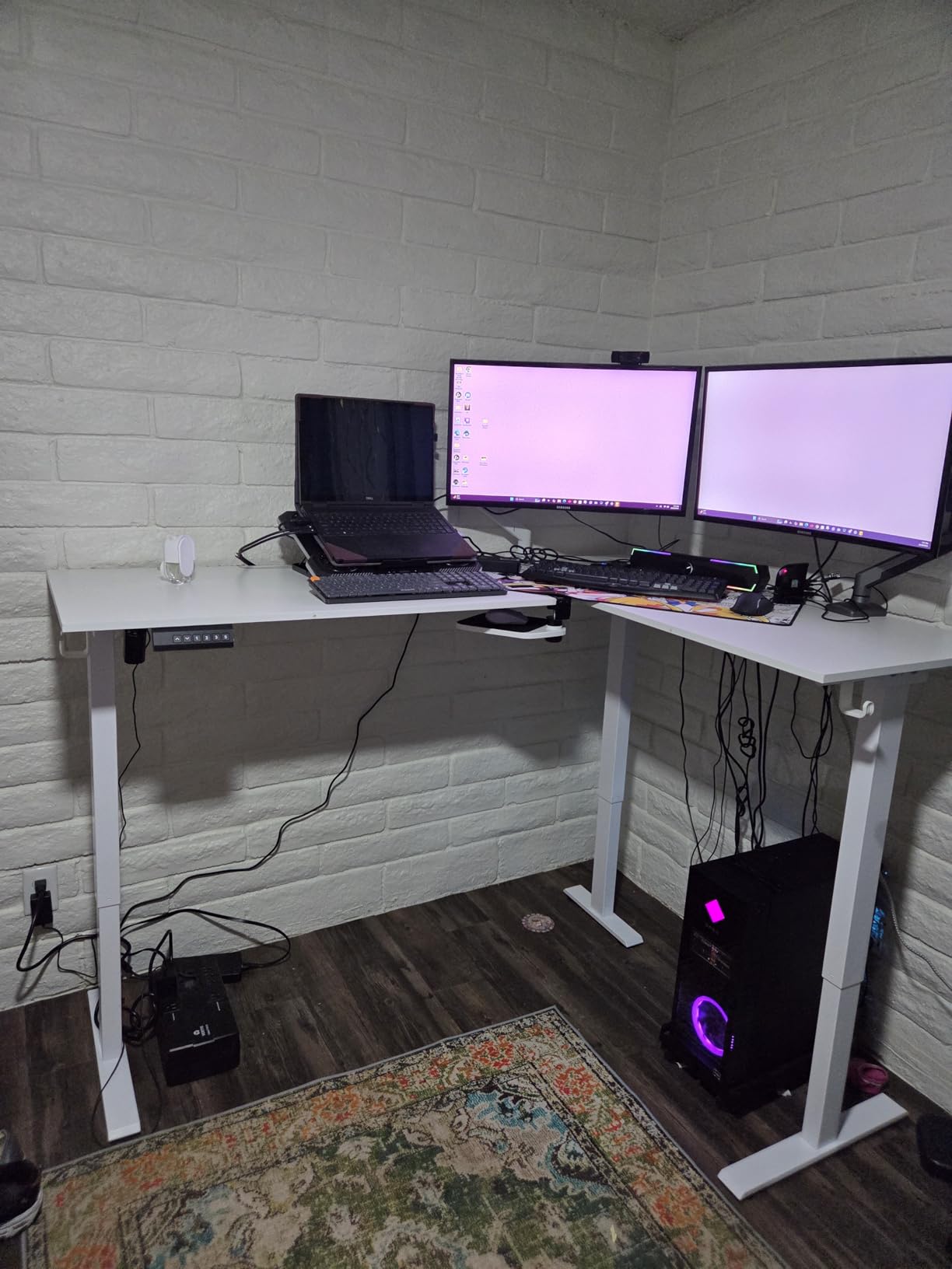 Casaottima 63 Inch L Shaped Electric Standing Desk, Reversible Corner Desk with Height Adjustment, Ergonomic Sit Stand Table for Home Office, White customer photo 2