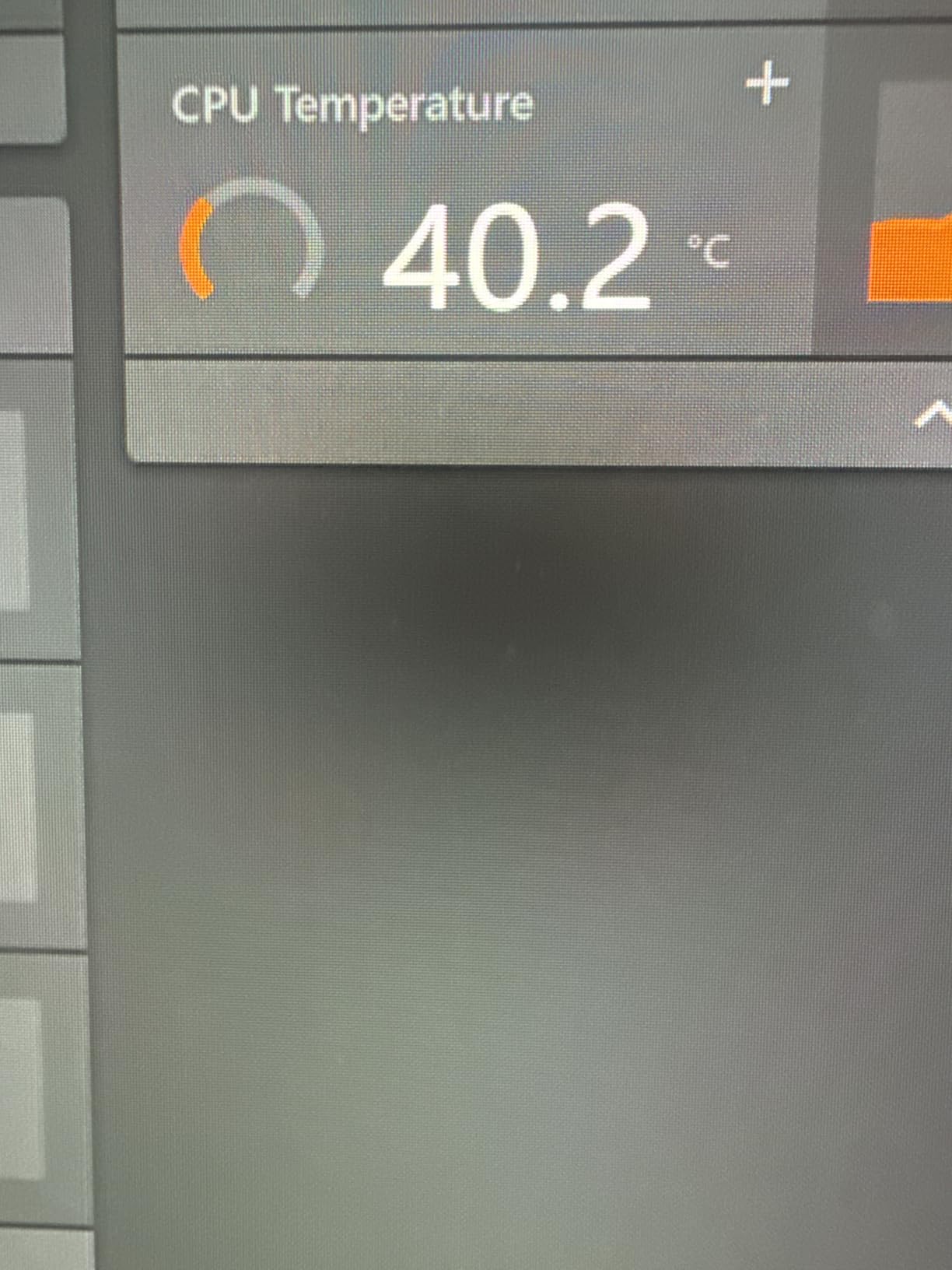 NZXT Kraken Plus 240-240mm AIO CPU Cooler, LCD - Black | 240mm AIO with customizable LCD and Turbine pump for improved thermals. F120P fans, simple install, CAM control. customer photo 2