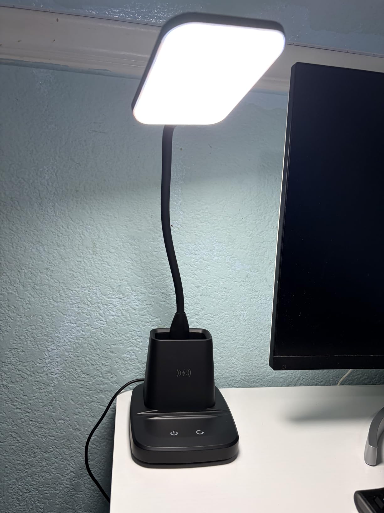 Wireless Charging Desk Lamp USB Charging & Pen Holder, Matte Black | CRI 95, 800LM, Stepless Dimming, 3 Modes, 360 Degree Flexible Arm, Touch, Study Table Lamp for Home Office, Dorm Room, with Adapter customer photo 2