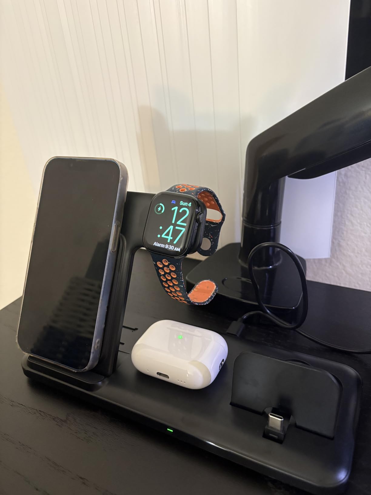 Wireless Charger for iPhone Charging Station, Foldable 4 in 1 Fast Charging for iPhone 16 15 14 13 12 Pro Max Plus, Charger Stand for Apple Watch & Airpods 4 3 2 Pro,for Samsung Series Black customer photo 1