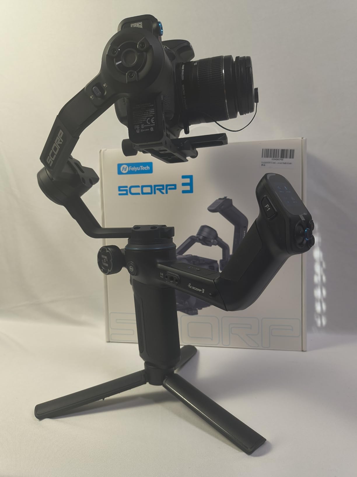 FeiyuTech SCORP 3 Gimbal Stabilizer with AI Tracking, 3-Axis Handheld Stabilizer for Sony Canon DSLR, 3.5kg/7.72lbs Payload, Detachable Wireless Remote Control Handle for Solo Filmmaking customer photo 2
