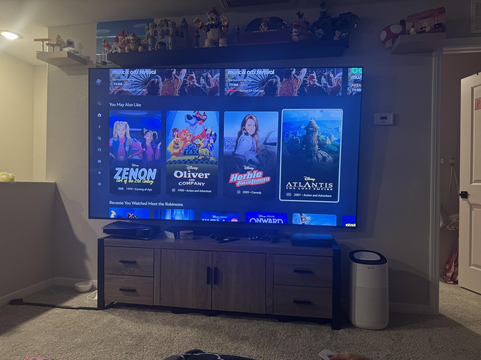 VIVO Heavy Duty 43 to 85 inch Large Screen TV Articulating Wall Mount for LCD LED Flat and Curved Screens, Extended Arm Swivel Mount, Max VESA 600x400mm, Black, MOUNT-VW085M customer photo 1