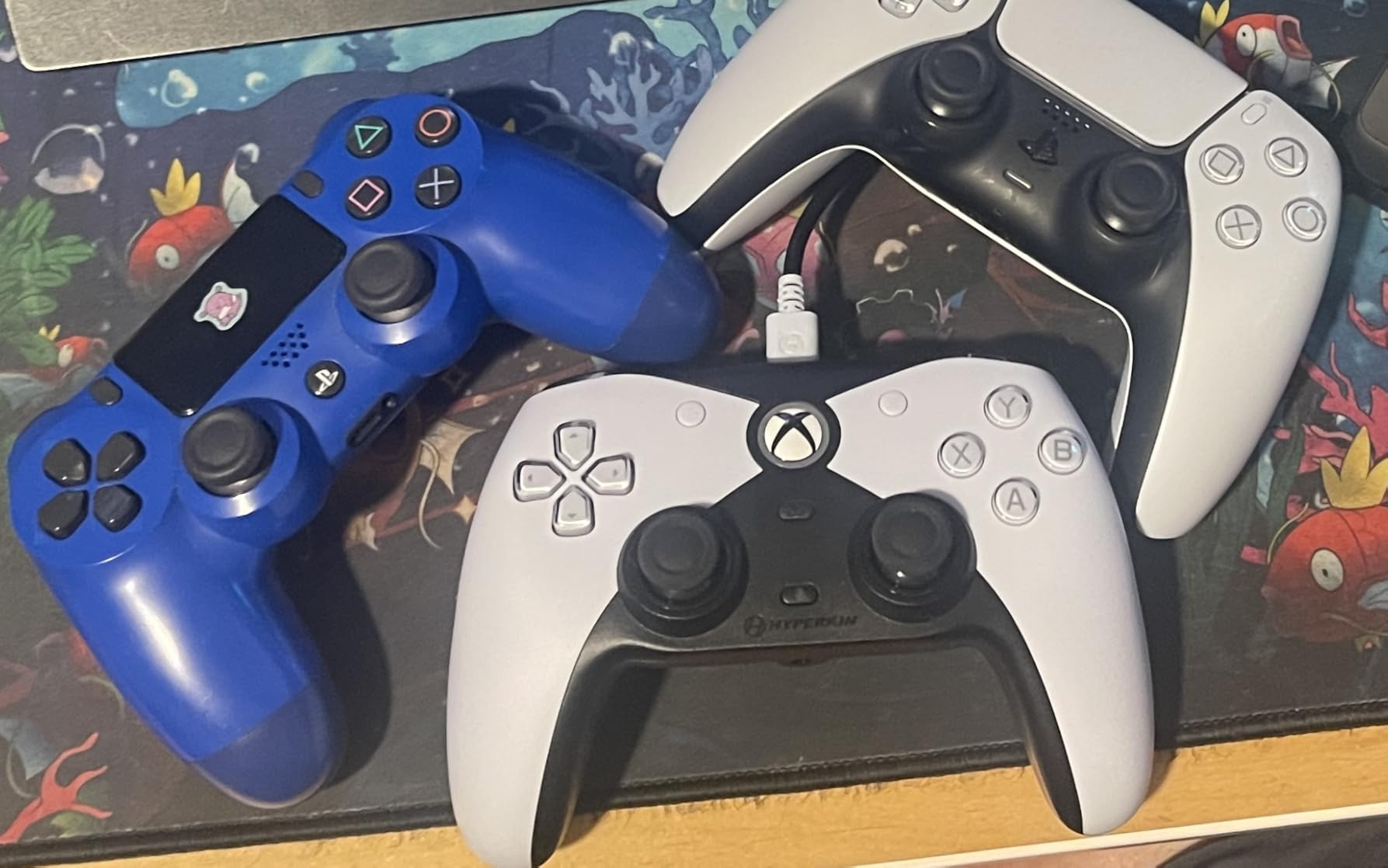 Hyperkin The Competitor Wired Controller for XBOX Series X|S, XBOX One & PC with Hall Effect Joysticks & Impulse Triggers, Symmetrical Layout & Precision D-Pad - Officially Licensed XBOX - White customer photo 2
