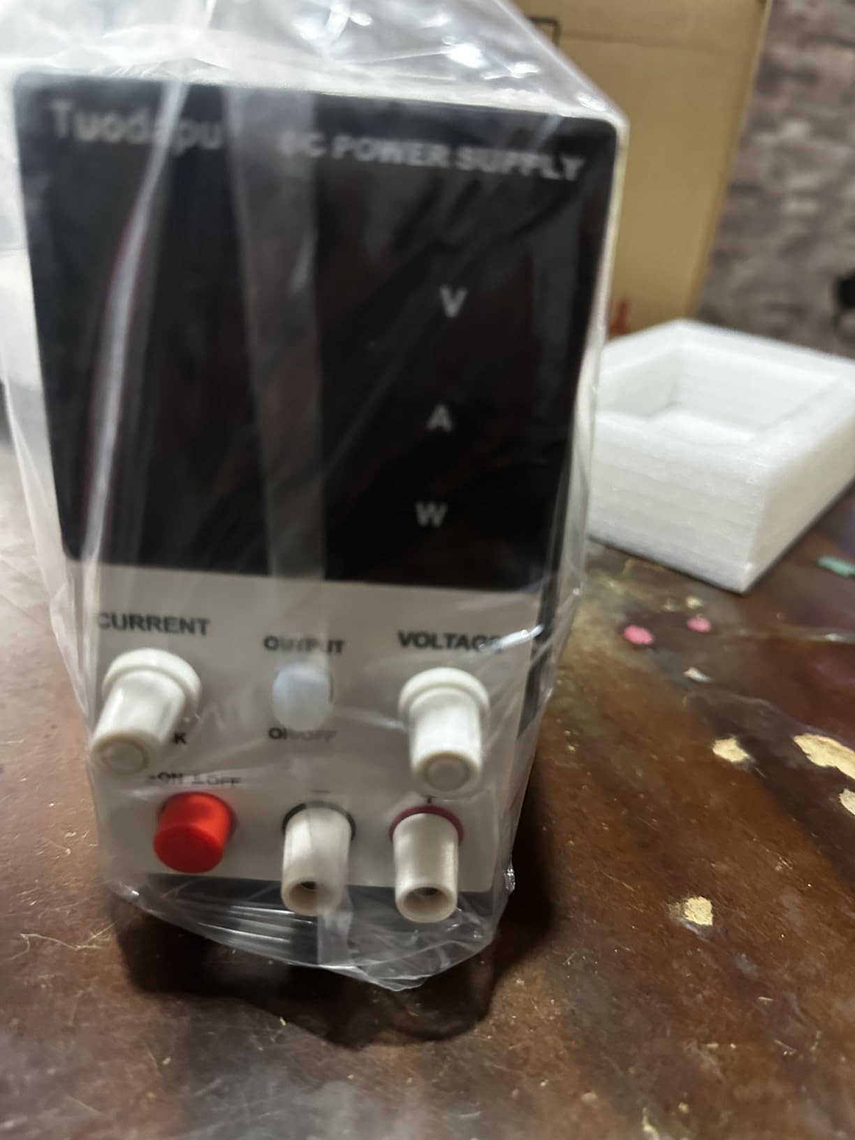 Adjustable DC Power Supply Variable Bench with Regulated Voltage Output - Programmable Switching for Lab, Electronics, Ham Radio, Electroplating - AC to DC Converter with Digital Display (32V 10A) customer photo 1