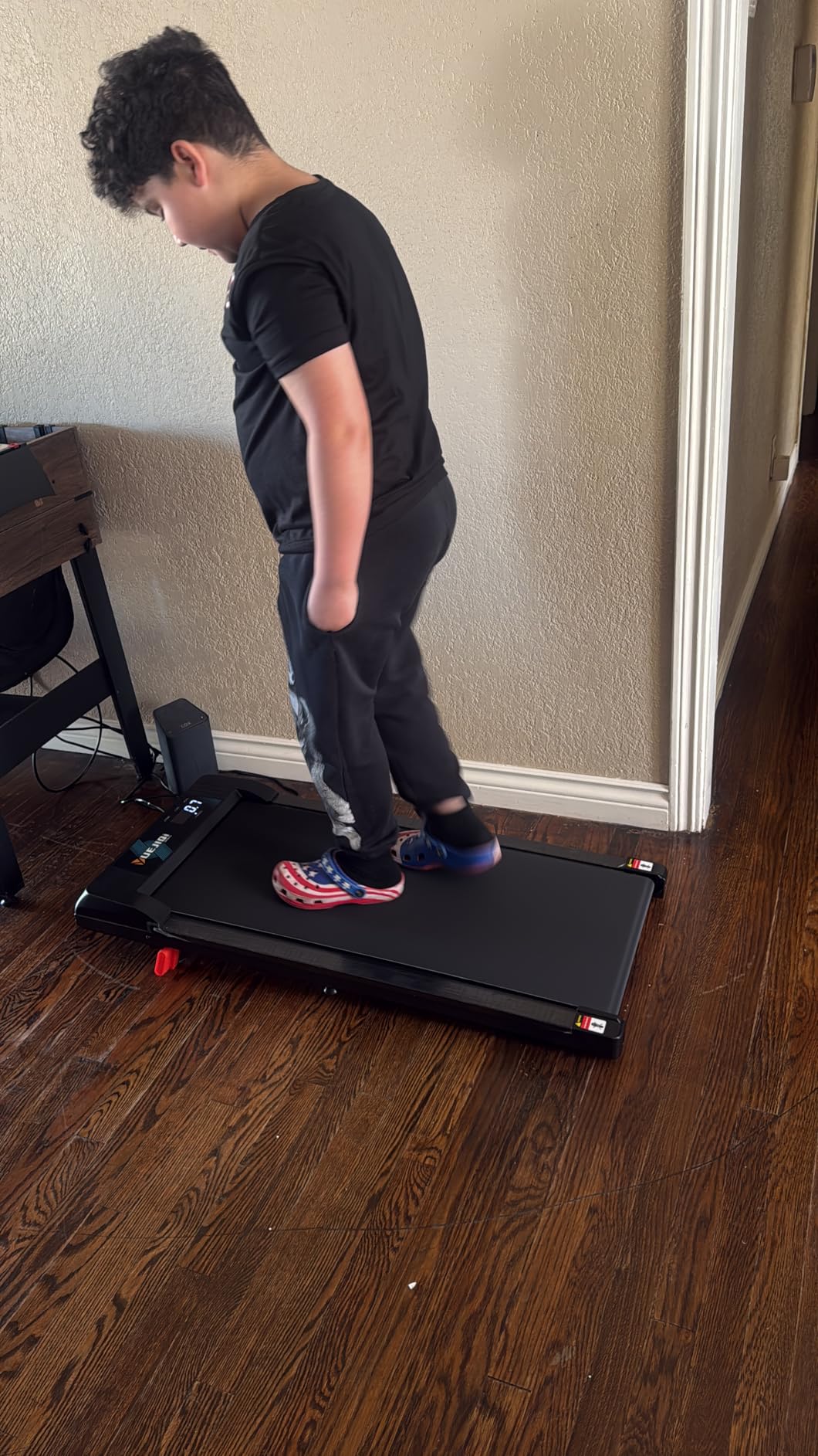 Walking Pad with Incline, Under Desk Treadmills for Home | 10% Incline, 4.0 Mph, Portable Office Treadmill, 280 Lbs Capacity, Remote Control, Led Display, Quiet Motor, Space-Saving customer photo 2