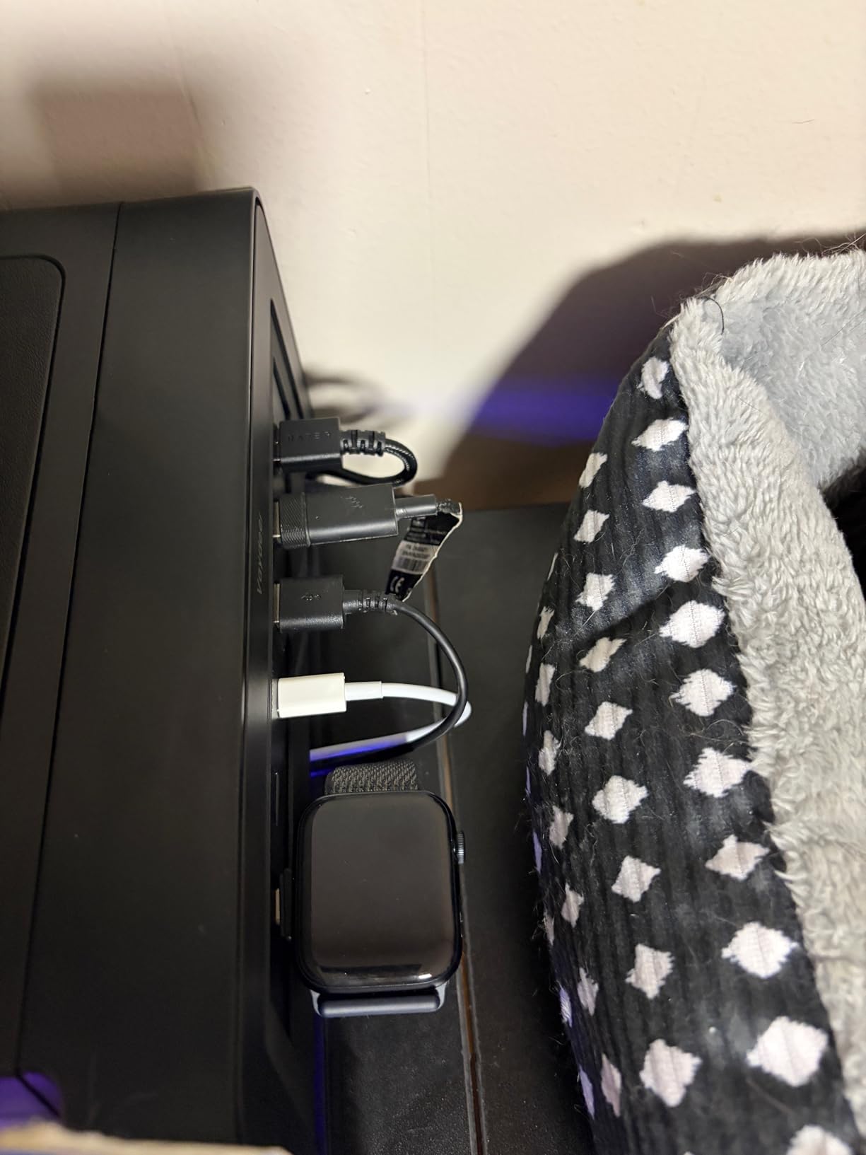 Vaydeer All-in-One Dual Monitor Stand Riser with 2 Drawers, 8 USB Ports and Wireless Charging Pad with LED Light Strip for 2 Monitors, Desk Organizer for PC, iMac (Metal, 39.3 inches)-Black customer photo 2