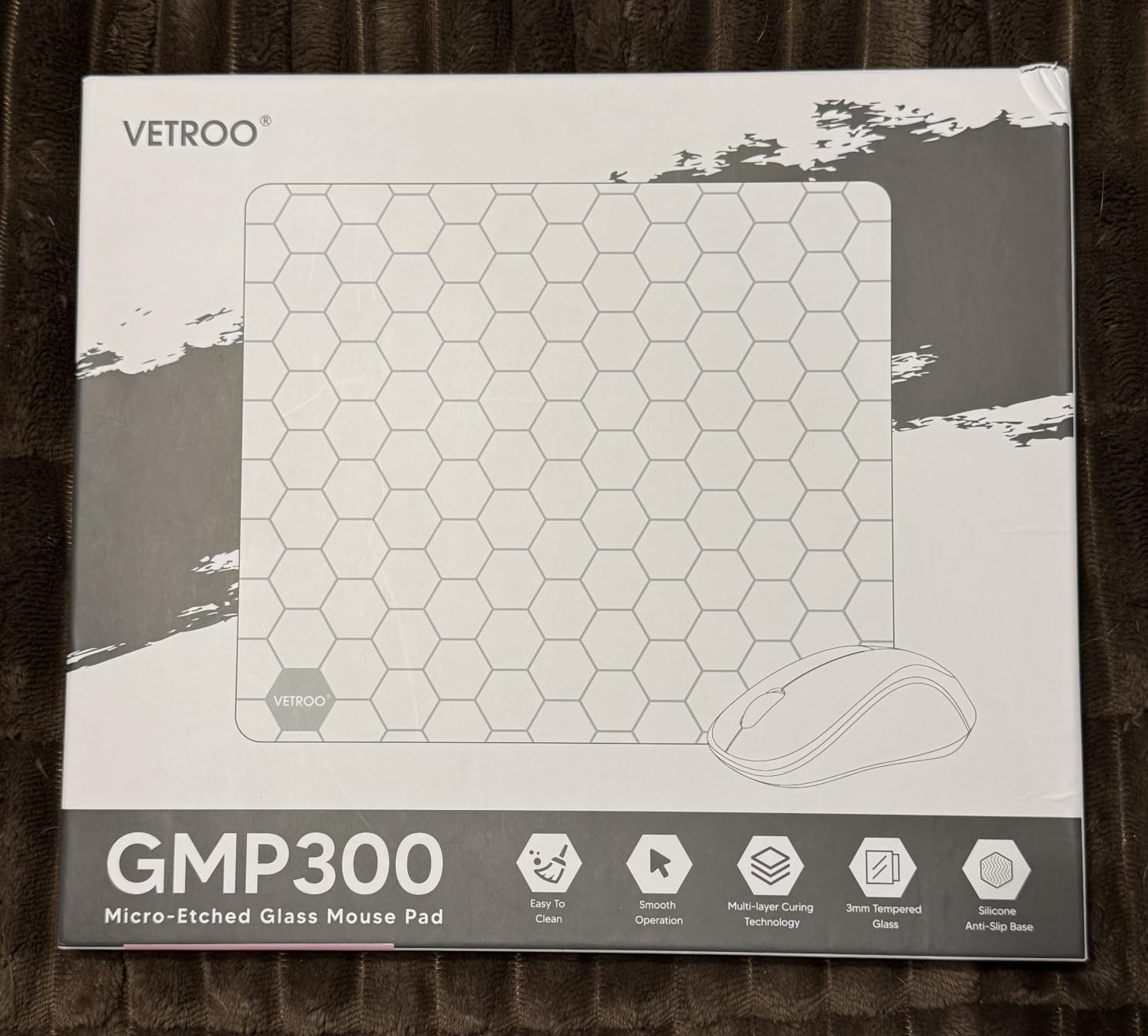 Vetroo Black GMP300 Tempered Glass Gaming Mouse Pad | Micro-Etched 3mm Tempered Glass with Silicone Anti-Slip Base, Multi-Layer Curing, Smooth Operation for Esport & Work customer photo 1