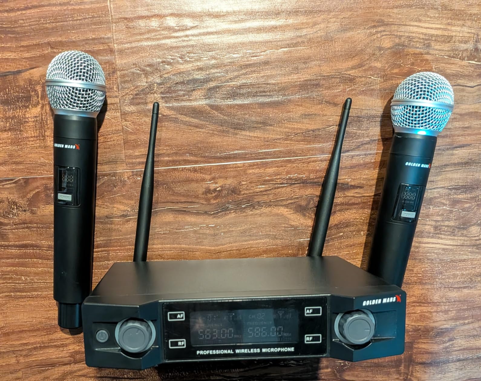 Wireless Microphones Systems for Karaoke Singing with 300 FT Reception | 2.4GHz, Rechargeable Professional Wireless Handheld Microphones with Receiver for Karaoke DJ Church Party Speaking Classroom customer photo 2