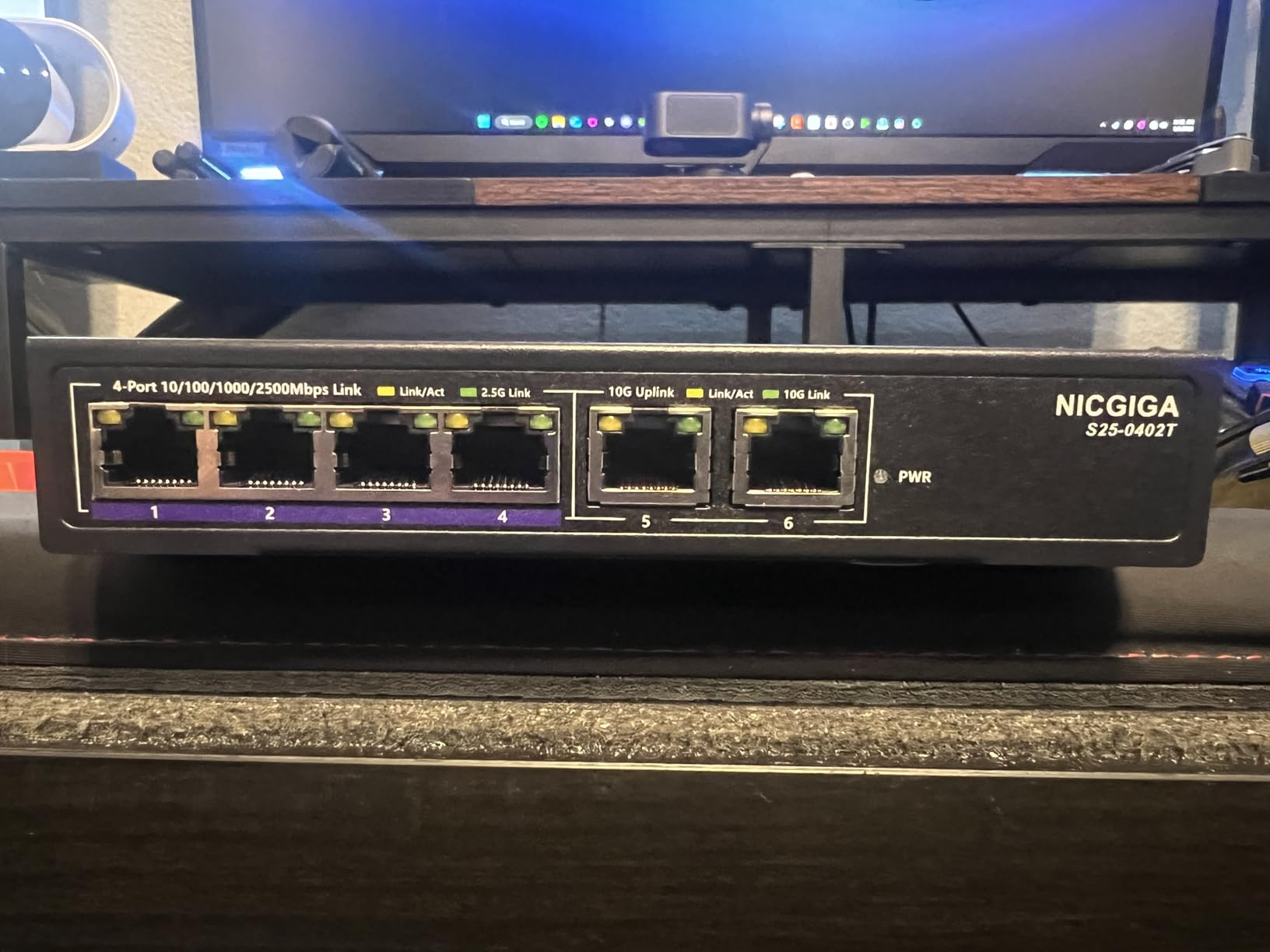 8 Port 2.5Gb Unmanaged Ethernet Switch with 8* 2.5Gbps Base-T Ports. NICGIGA 8 Port 2.5G Network Switch for 2.5Gbps NAS/PC, WiFi6 Router, Wireless AP. Fanless Design. customer photo 1