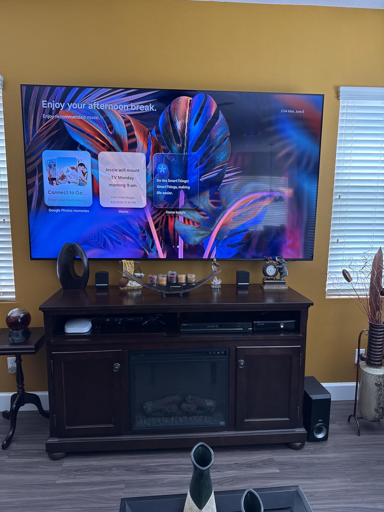 Samsung 55-Inch Class M80H Series, Mini LED, 4K, Smart TV, 2026 Model | Samsung Vision AI, Mini LED with AI Mode, Motion Xcelerator 144Hz, Pure Spectrum Color, Auto HDR Remastering, Alexa Built-in customer photo 2
