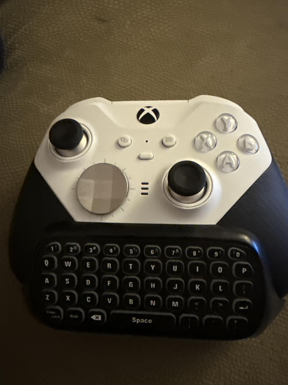 Xbox Wireless Gaming Controller | Elite Series 2 Core | Robot White | Console, PC, and Cloud Devices | Adjustable Thumbsticks | Trigger Locks customer photo 2