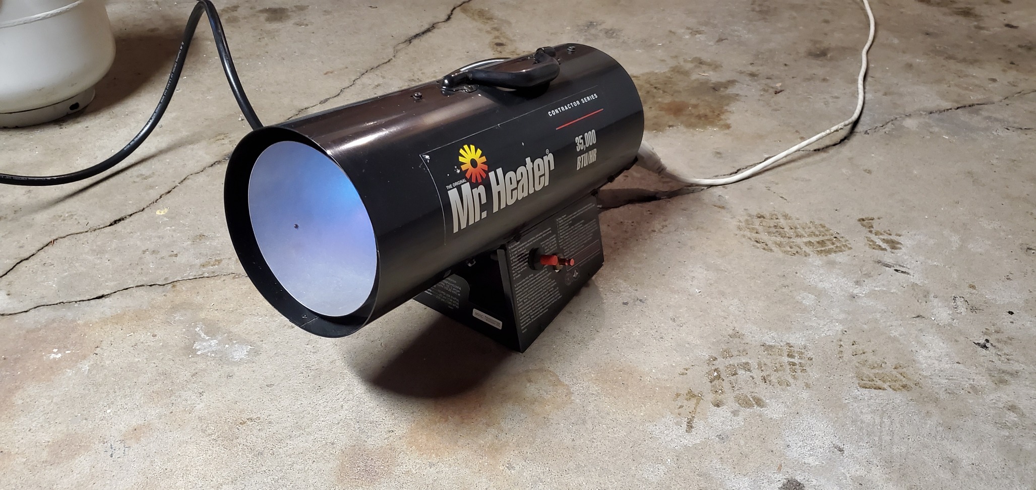 Mr. Heater MH35FA 35,000 BTU Propane Forced-Air Heater customer photo 2