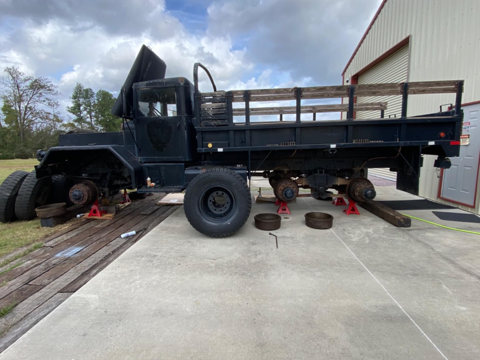 BIG RED T46002A Torin Steel Jack Stands: Double Locking, 6 Ton (12,000 lb) Capacity, Red, 1 Pair customer photo 1