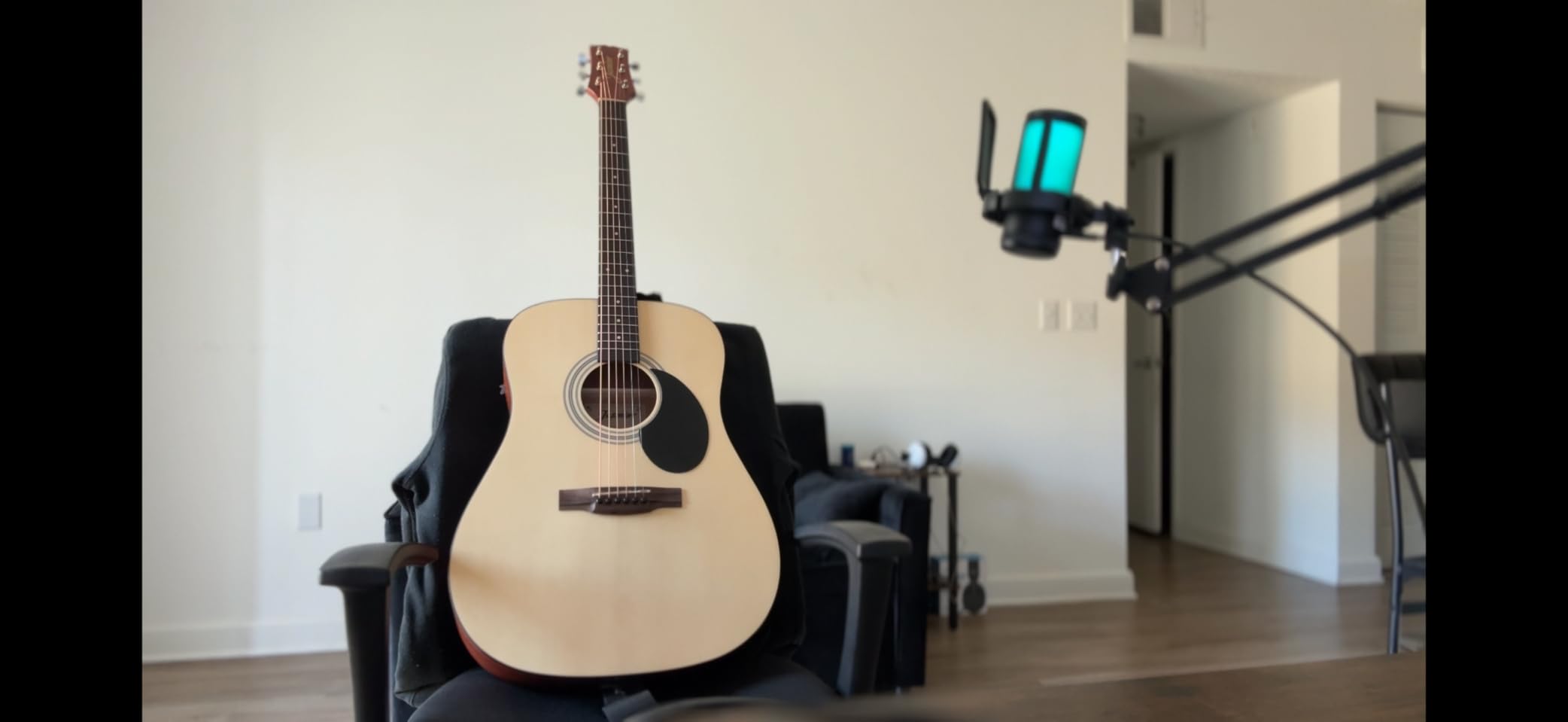 Jasmine S35 Dreadnought Acoustic Guitar customer photo 2