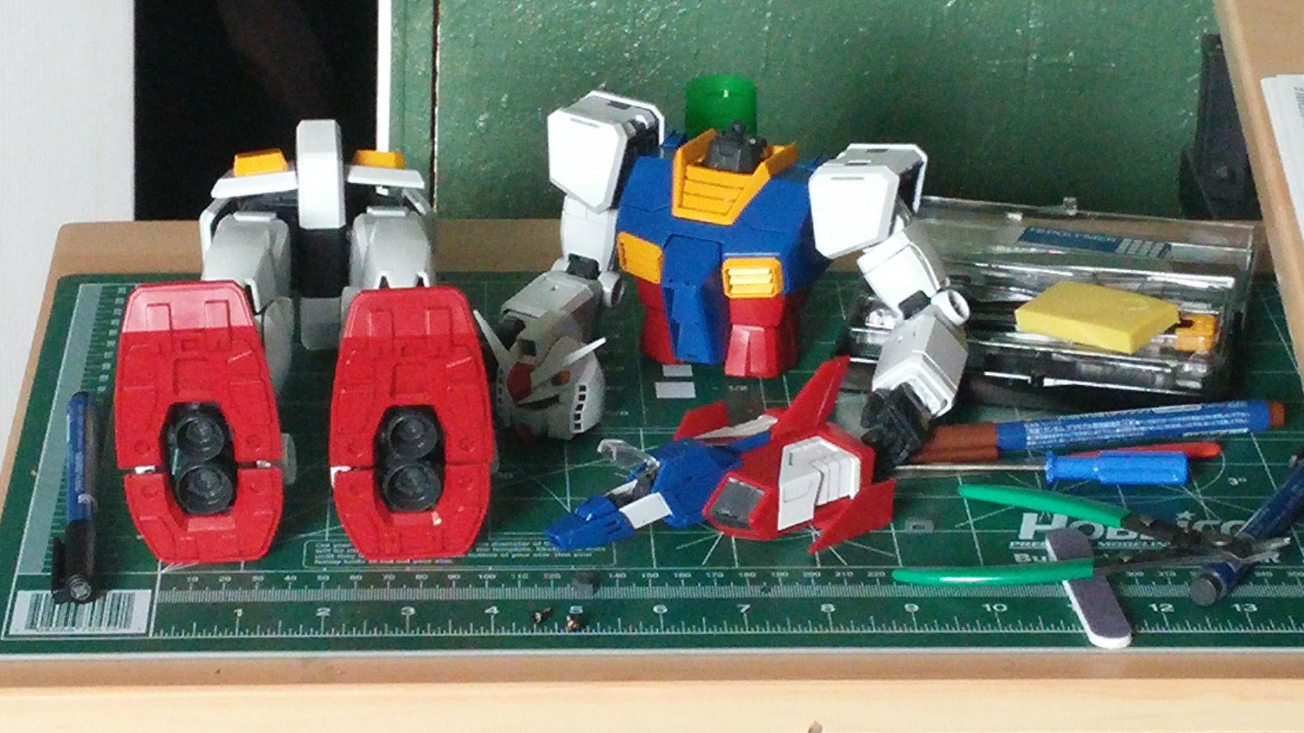 Bandai Hobby RX-78-2 Gundam Mobile Suit Gundam Perfect Grade Action Figure, Scale 1:60 customer photo 2