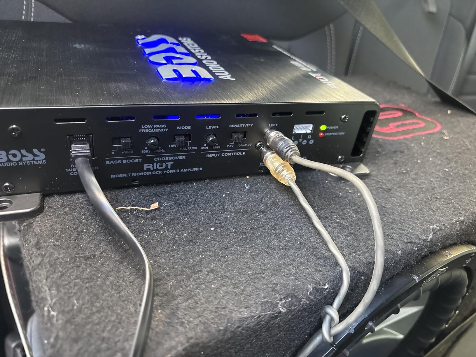 BOSS Audio Systems R1100M 1100 Watt Monoblock Car Amplifier customer photo 2