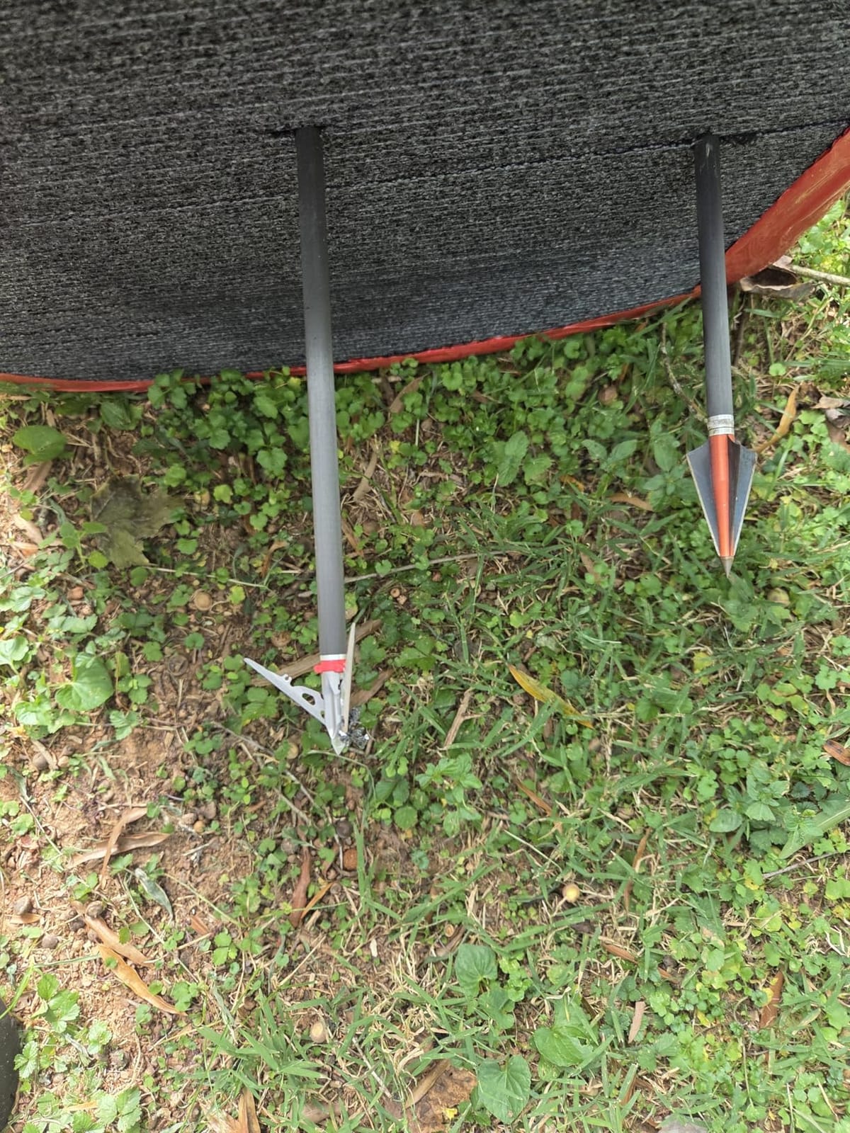 BLOCK Classic Layered Foam Archery Target, 18” x 18” x 13.5”, 2-Sided Shooting, Unique Open Layer Design Stops Field Points and Broadheads with Friction Not Force, Easy Arrow Removal, Top Carry Handle customer photo 2