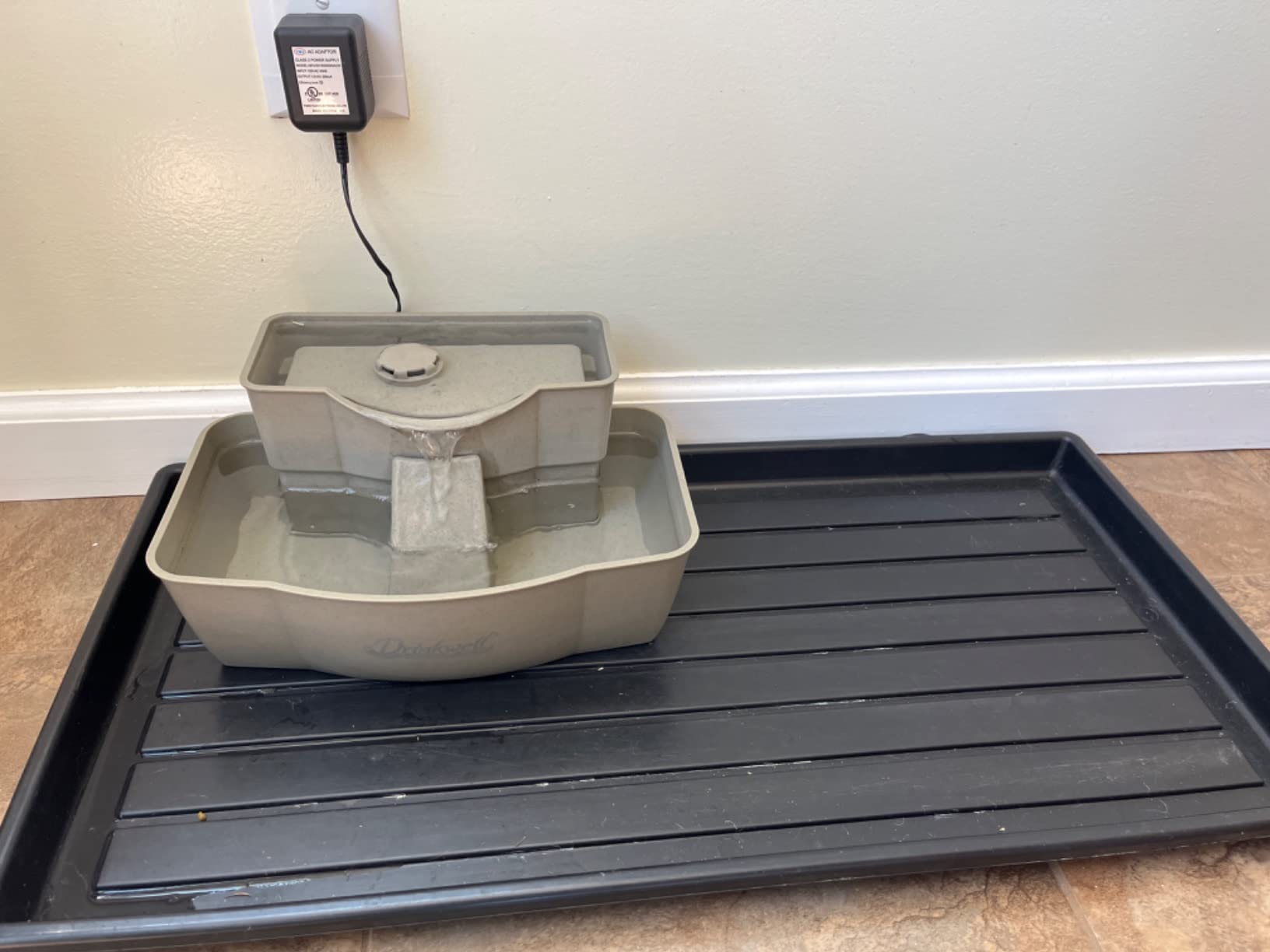 Drinkwell Multi-Tier Pet Fountain, Cats & Dogs, Large | 100 oz Capacity, 2 Drinking Heights, Great for Senior/Arthritic Pets, Top-Rack Dishwasher Safe customer photo 2