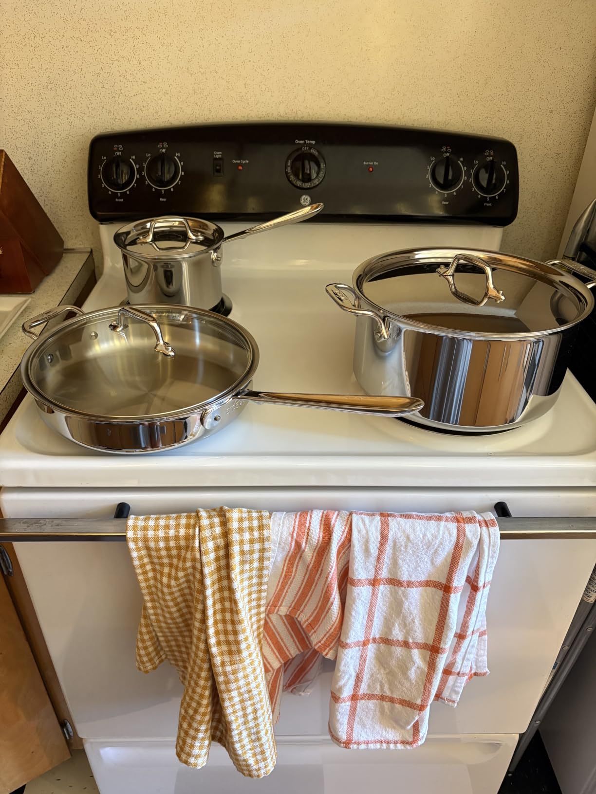 All-Clad D3 Stainless Steel 10 Piece Cookware Set - Made in USA - Professional Grade, Induction Compatible, Oven Safe customer photo 1
