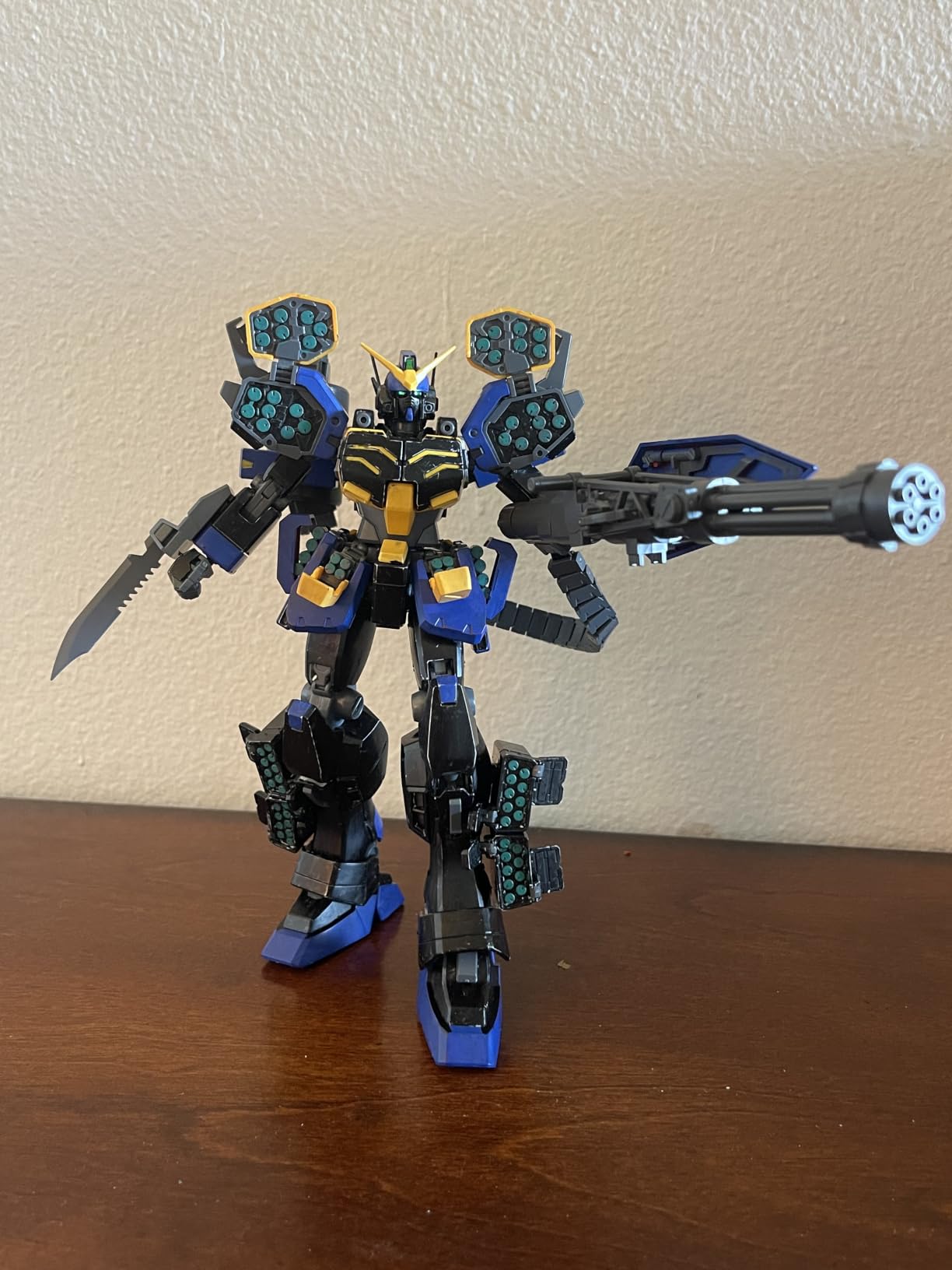 Bandai Gundam Heavyarms Ver EW 1/100 Master Grade Model Kit customer photo 2