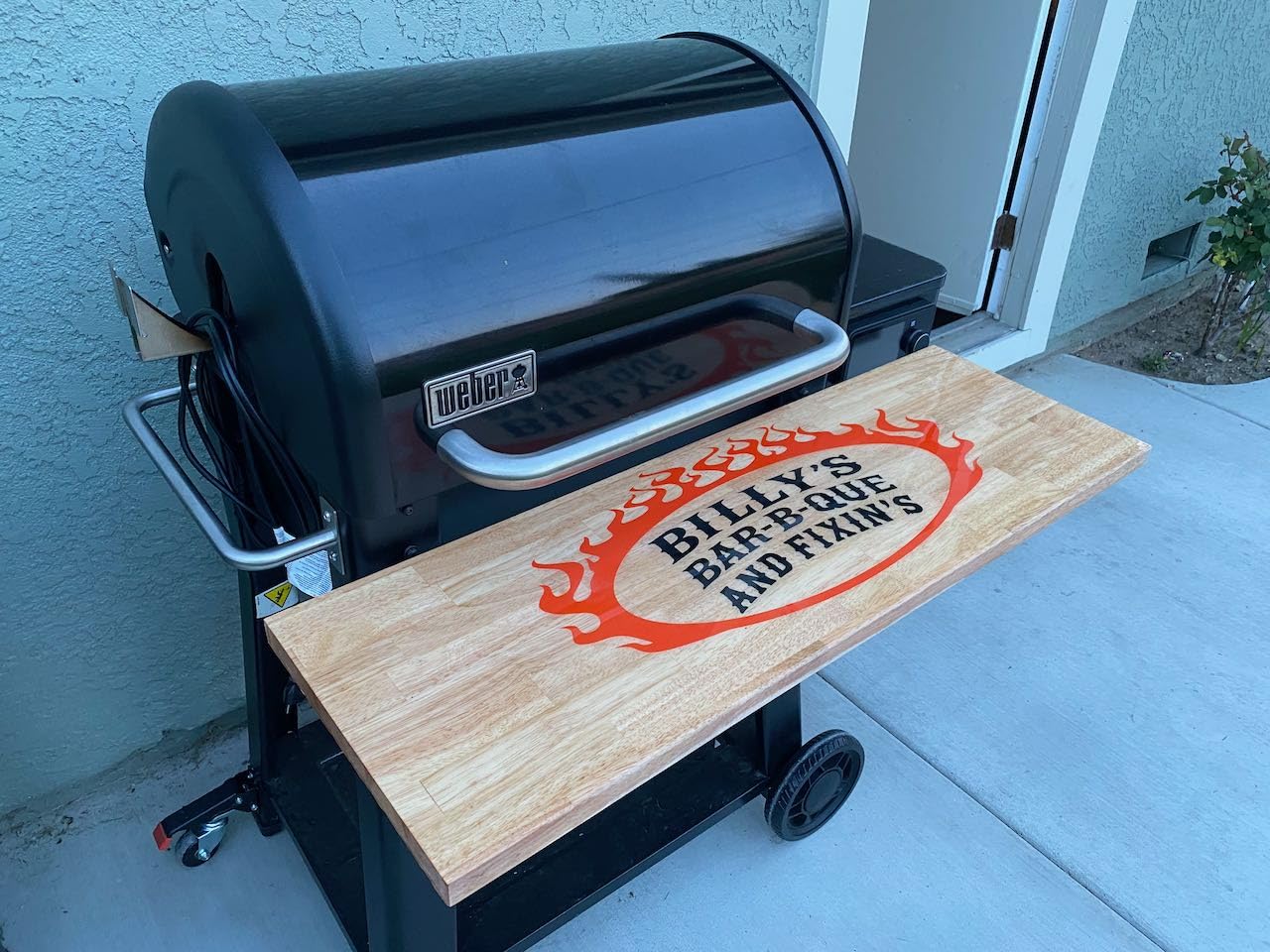Weber Searwood 600 Wood Pellet Smoker Grill - Wi-Fi & Bluetooth-Enabled Outdoor Grill for Smoking, Searing, Rapid React PID & Cooking up to 600°F customer photo 2