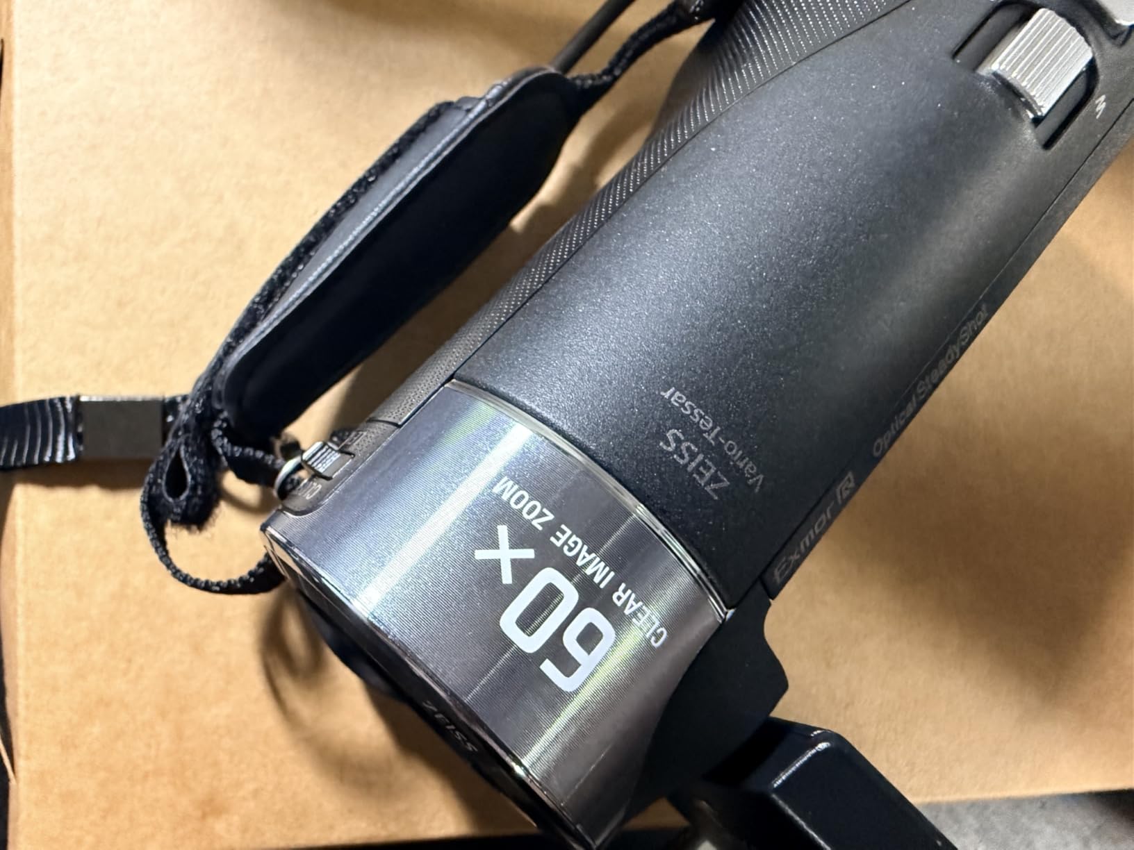 Sony HDRCX405 HD Video Recording Handycam Camcorder (black) customer photo 1