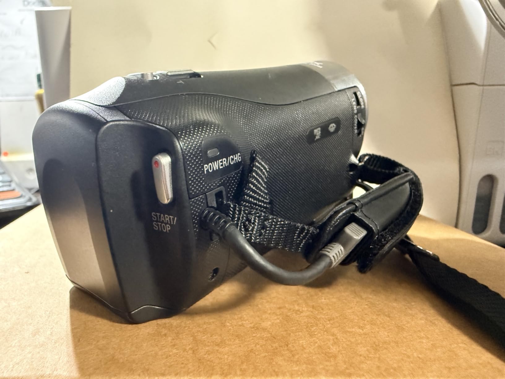 Sony HDRCX405 HD Video Recording Handycam Camcorder (black) customer photo 2