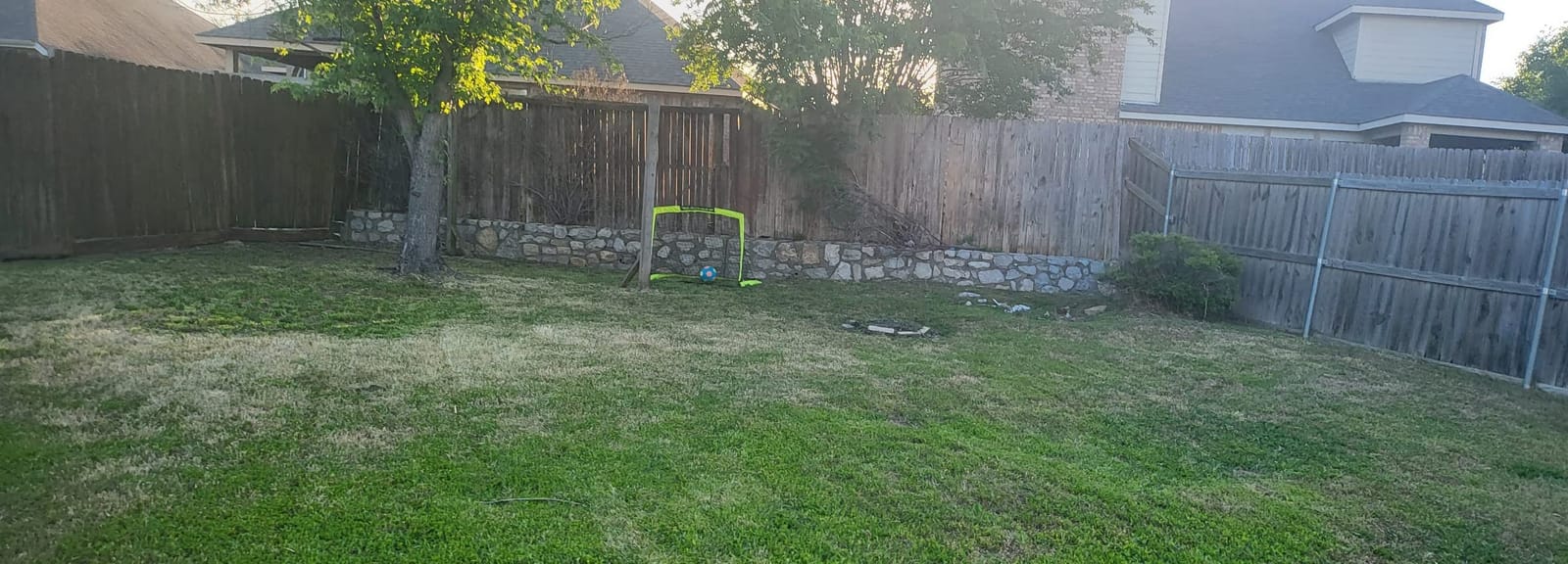Franklin Sports Blackhawk Backyard Soccer Goal - Portable Pop Up Soccer Nets - Youth + Adult Folding Indoor + Outdoor Goals - Multiple Sizes + Colors customer photo 1