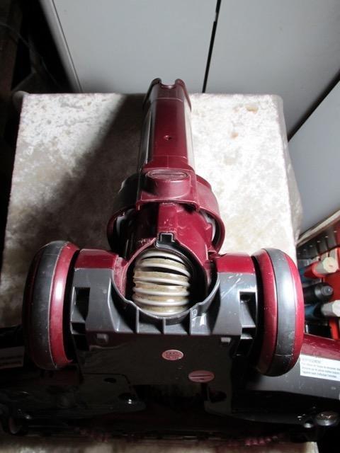 Shark NV752 Rotator Powered Lift-Away TruePet Upright Vacuum with HEPA Filter, Large Dust Cup Capacity, LED Headlights, Upholstery Tool, Perfect Pet Power Brush & Crevice Tool, Bordeaux customer photo 2