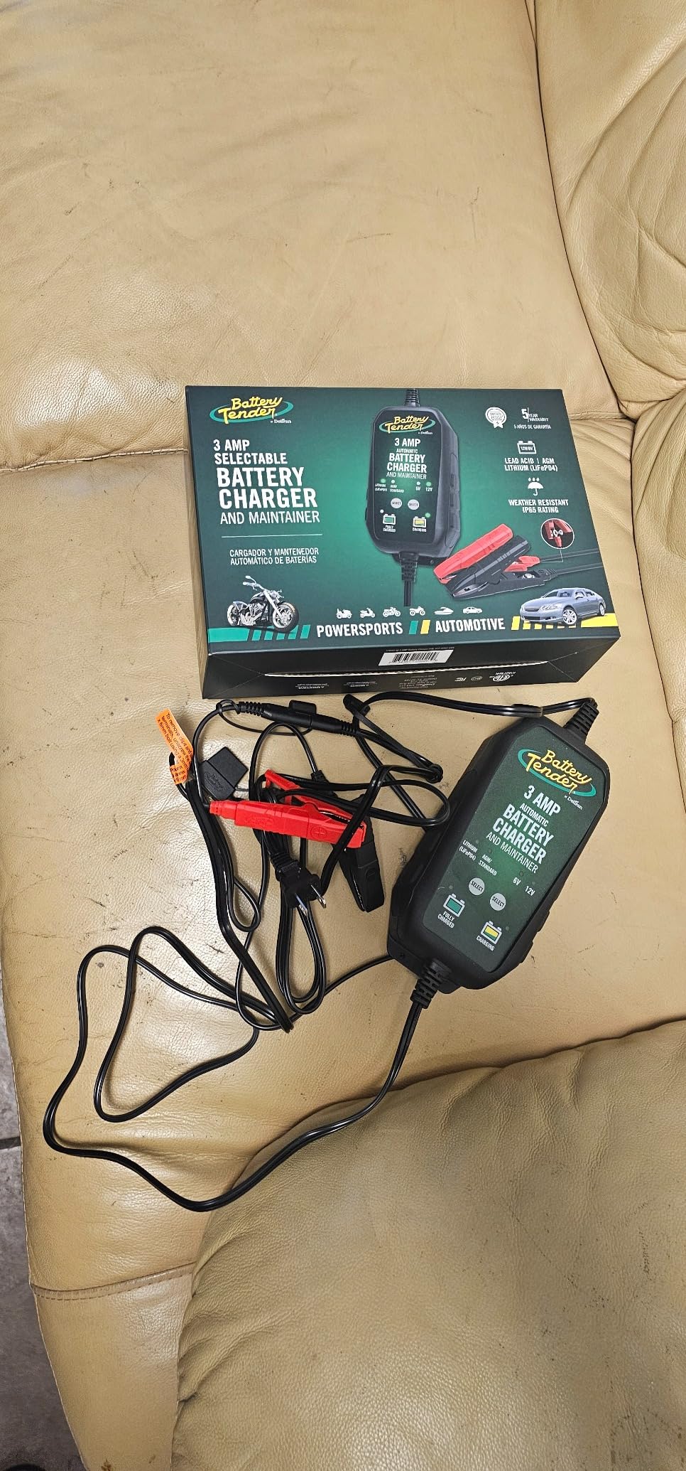 Battery Tender 3 AMP Battery Charger and Maintainer - Automotive Switchable 12V or 6V Smart Automatic for Cars SUVs and Trucks - Lead Acid, AGM, Gel, & Lithium Battery Charger - 022-0202-COS customer photo 1