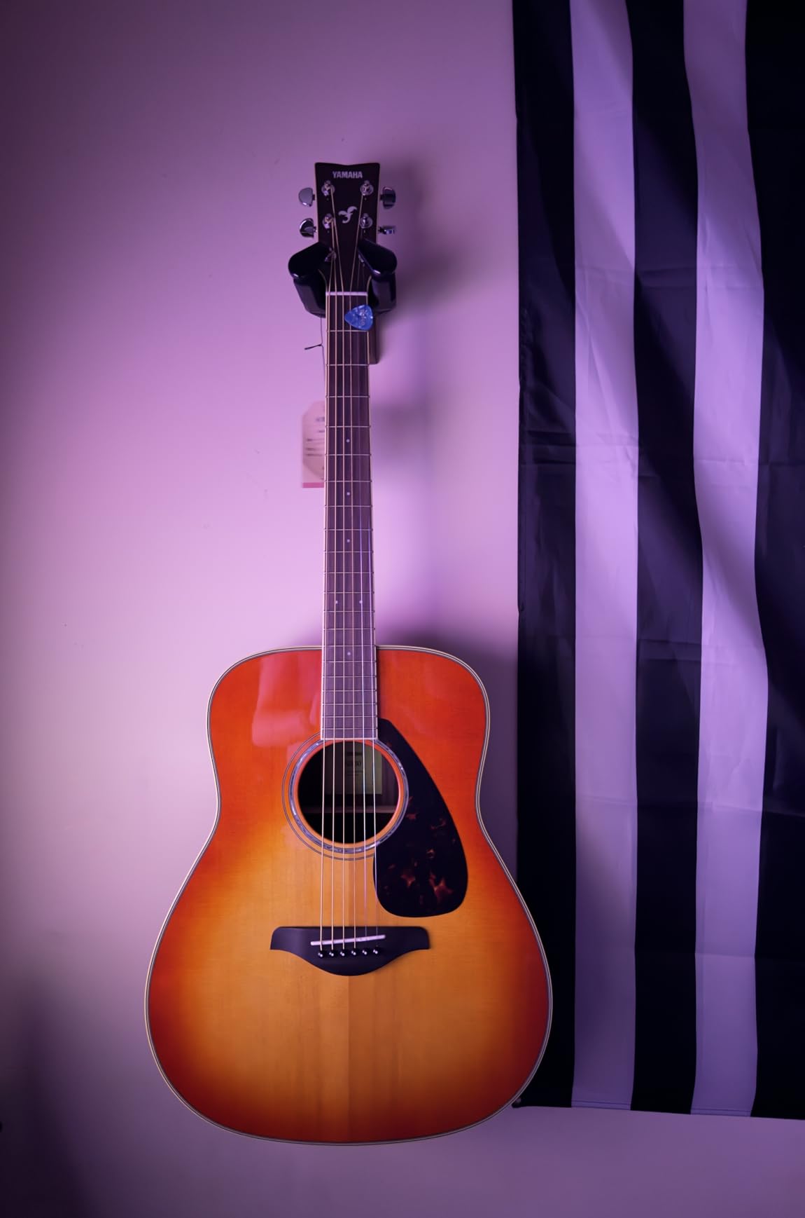 Yamaha FG830 Solid Top Acoustic Guitar, Tobacco Sunburst customer photo 1