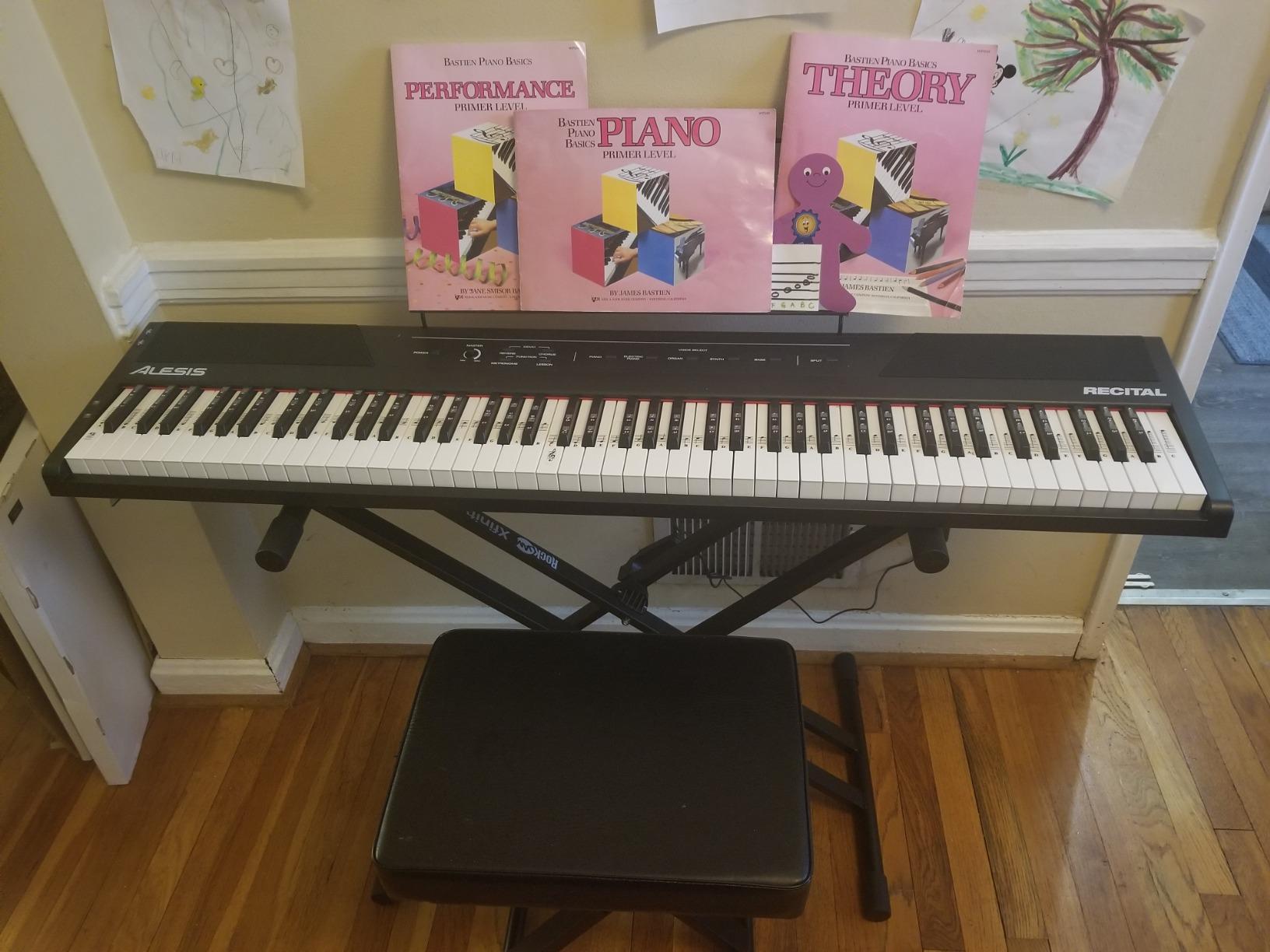 Alesis Recital - 88 Key Digital Piano Keyboard with Semi-Weighted Keys, 2x20W Speakers, 5 Voices, Split, Layer and Lesson Mode, FX and Piano Lessons customer photo 2