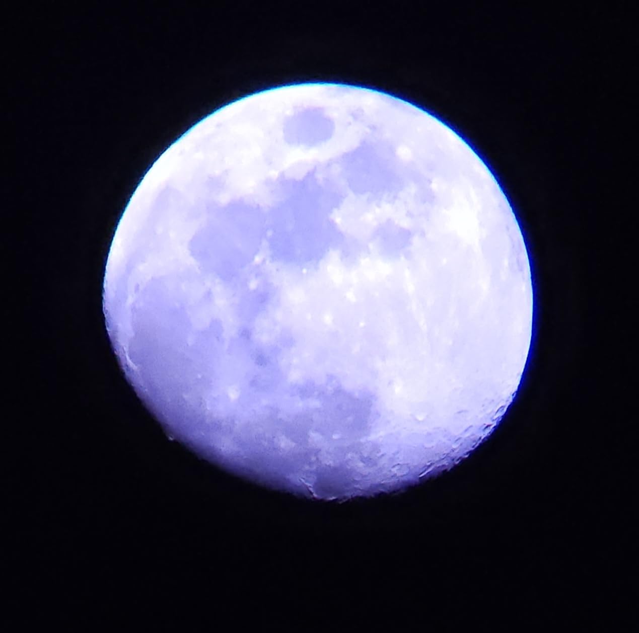 Celestron Inspire 100AZ Beginner Refractor Telescope with Phone Adapter | Great First Telescope for Families, Grab-and-Go Short-Tube Refractor, Capture the Moon & Planets with Your Phone, Easy Setup customer photo 1