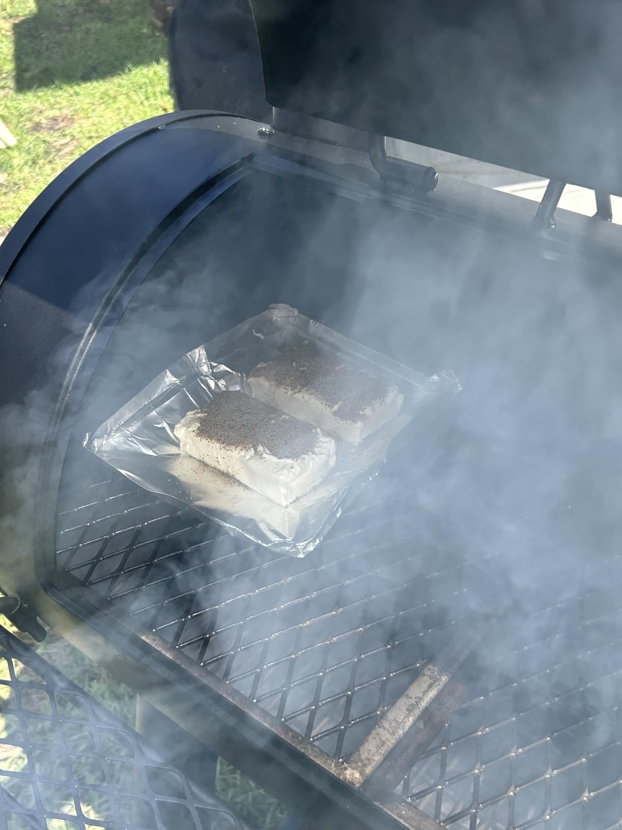 Char-Griller Competition Pro Barrel Grill and Offset Smoker with Side Fire Box, 1,010 Cooking Square Inches customer photo 1