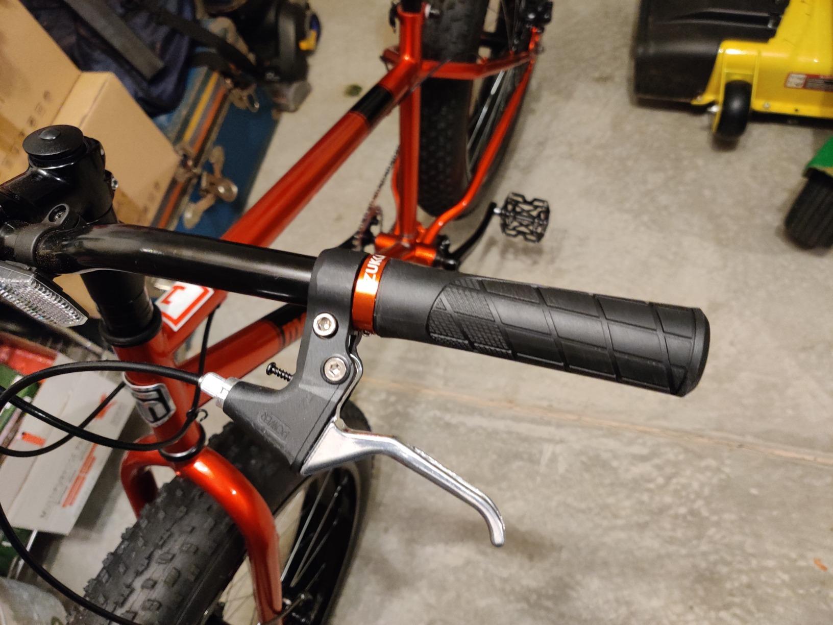 Mongoose Mongoose Dolomite Fat Tire Mens Mountain Bike customer photo 1