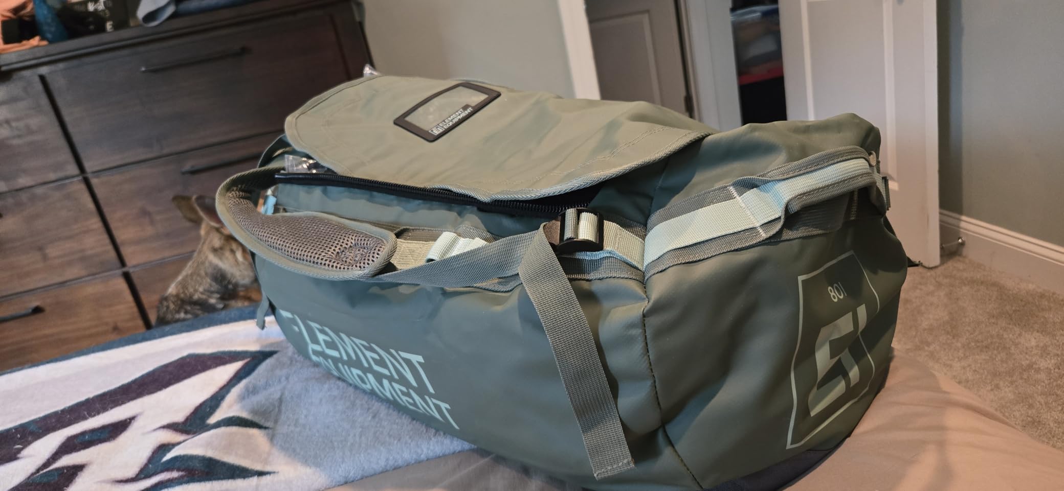 Element Equipment Trailhead Duffel Bag Shoulder Straps Waterproof Black/Grey Medium customer photo 2
