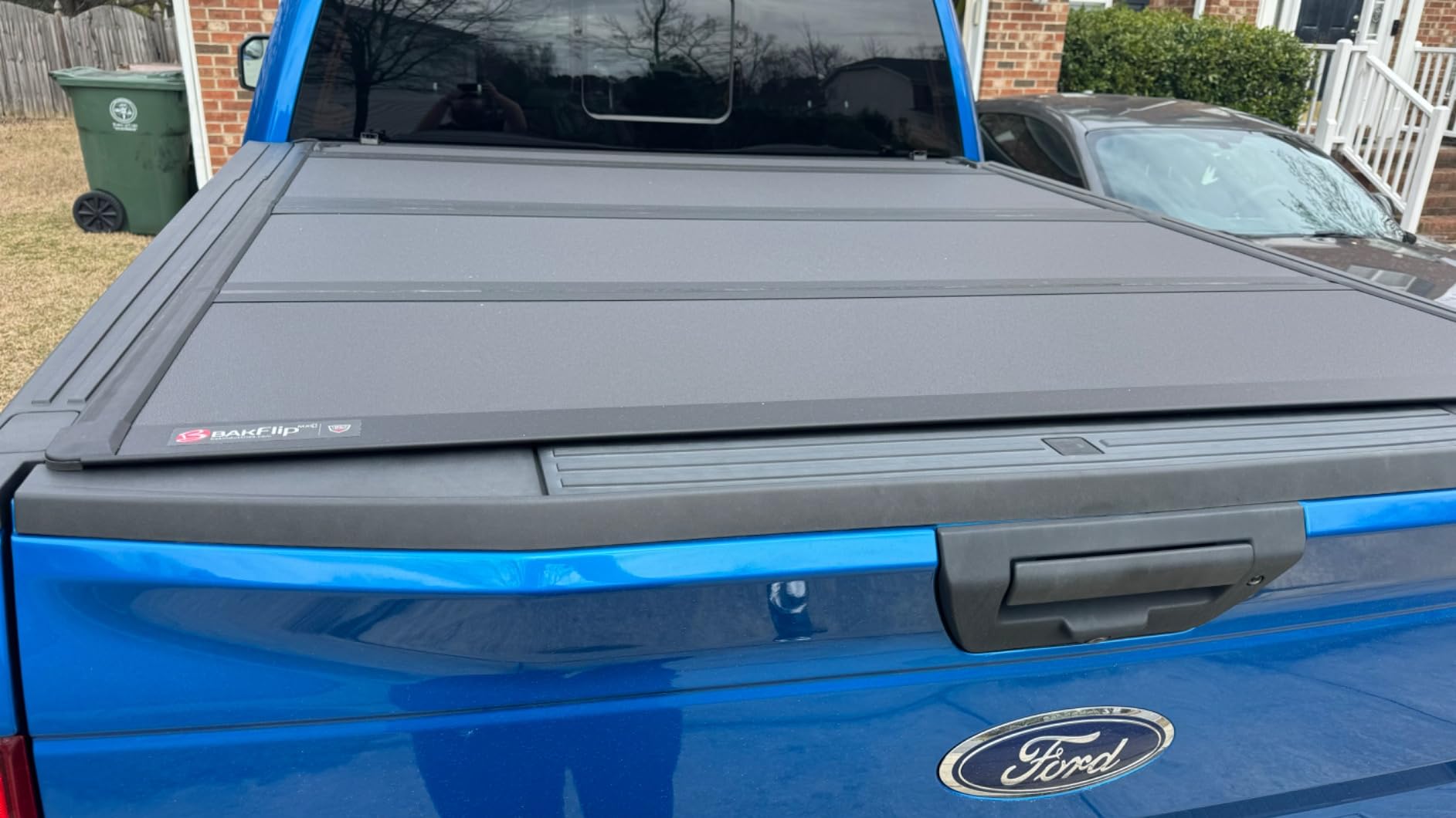 RealTruck BAK BAKFlip MX4 Hard Folding Truck Bed Tonneau Cover | 448327 | Fits 2015-2020 Ford F-150 6' 7