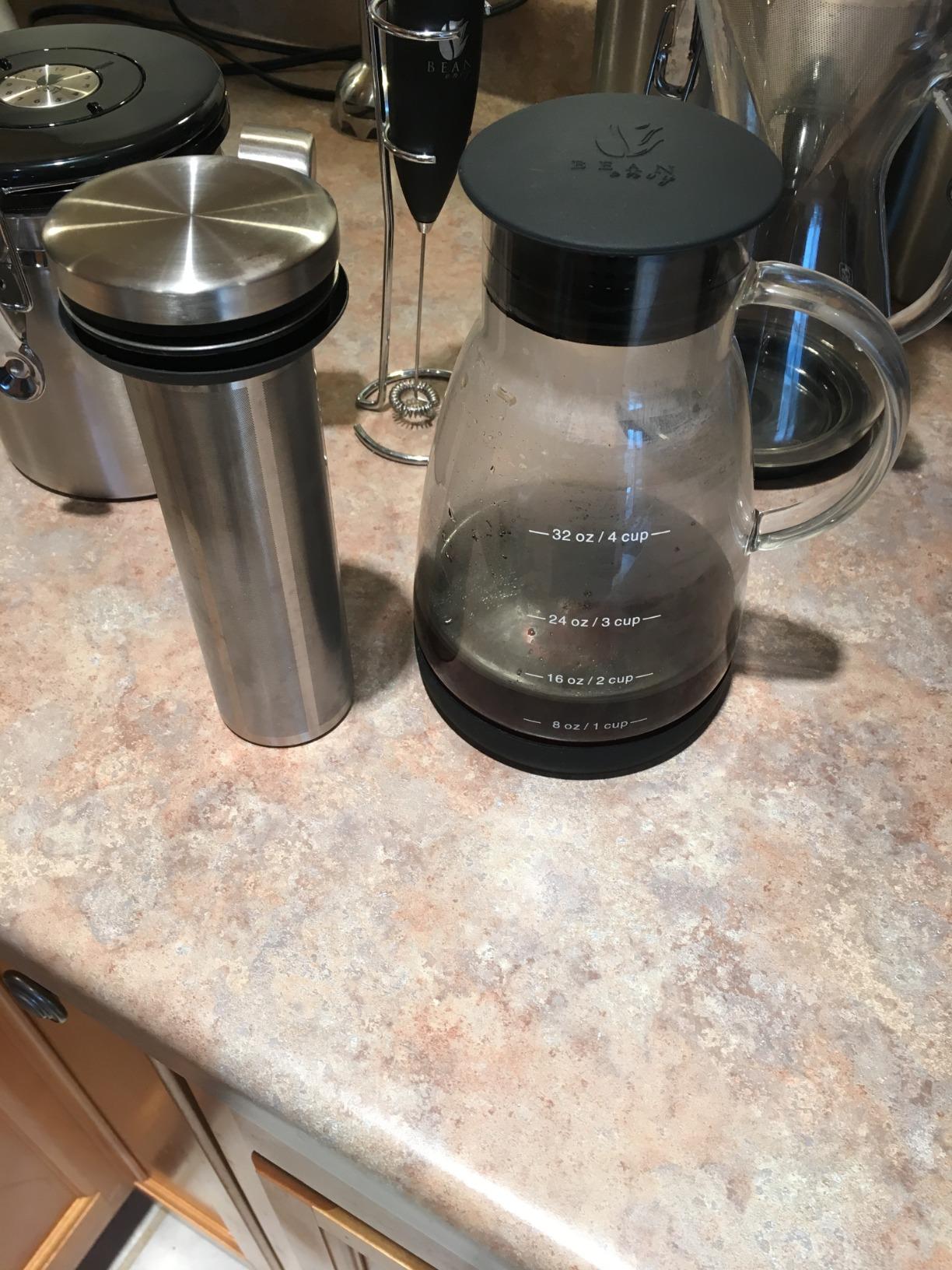 Bean Envy Cold Brew Coffee Maker - 32 oz Glass Coffee Cold Brew Maker and Pitcher w/Silicone Cap & Base | BPA-Free Borosilicate, Stainless Steel Filter, Dishwasher Safe, Airtight Seal, Iced Tea Brewer, Silicone Base customer photo 1