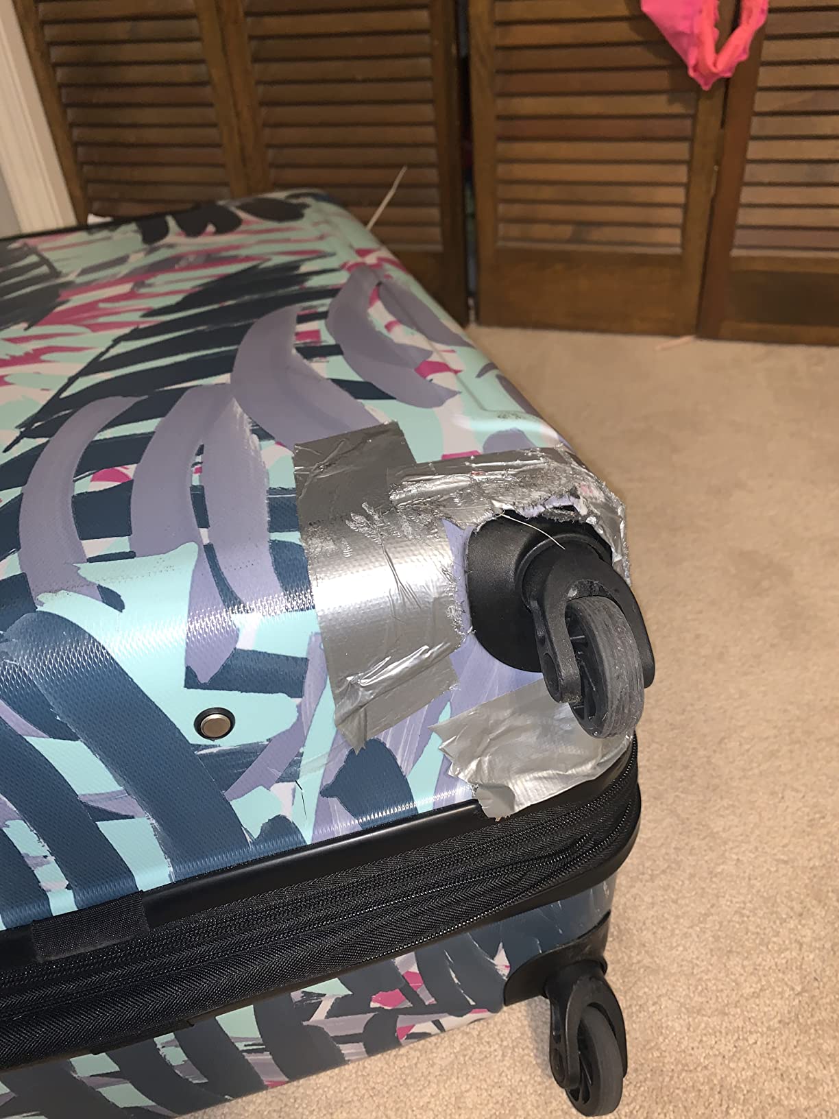 American Tourister Moonlight Hardside Expandable Luggage with Spinner Wheels, Rose Gold, Carry-On 21-Inch customer photo 2