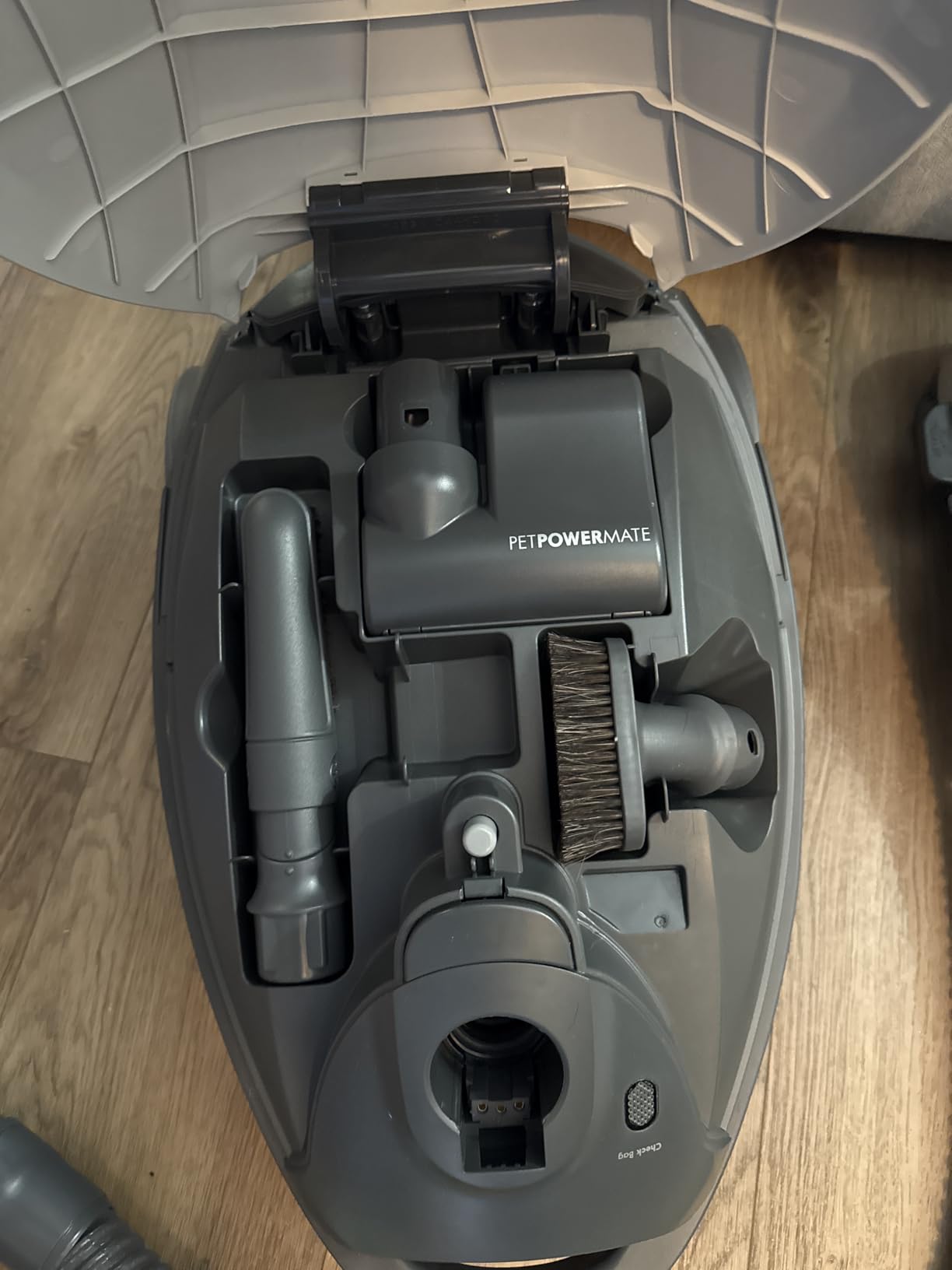 Kenmore 81414 400 Series Pet Friendly Lightweight Bagged Canister Vacuum with Extended Telescoping Wand, HEPA, Retractable Cord, and 4 Cleaning Tools-Red customer photo 2
