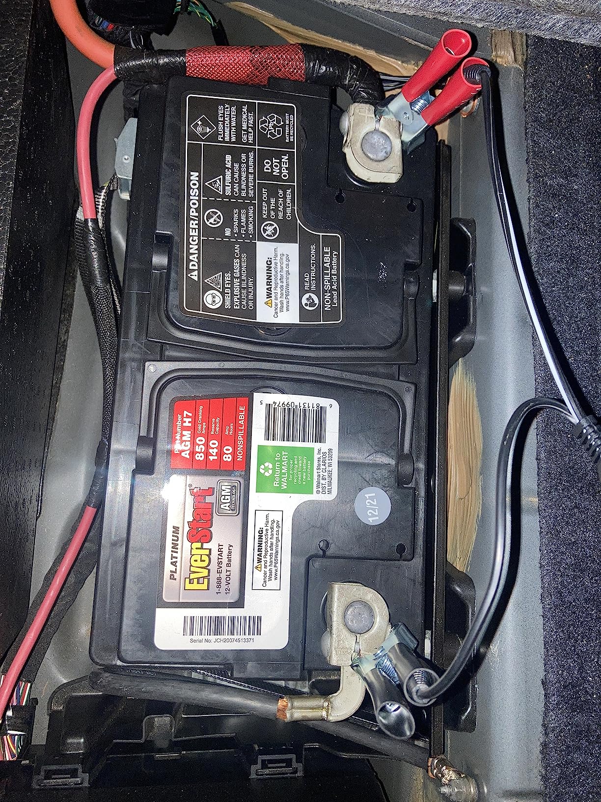 Schumacher Electric 1.5A Car Battery Charger and Maintainer, 3-in-1 Solution, for 6V/12V Power Sport, Automotive, and Marine Batteries, SC1355 customer photo 1