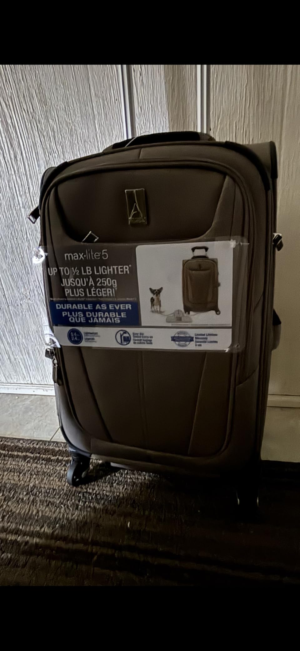 Travelpro Maxlite 5 Softside Carry-On Luggage Spinner, Black, 21-Inch customer photo 1