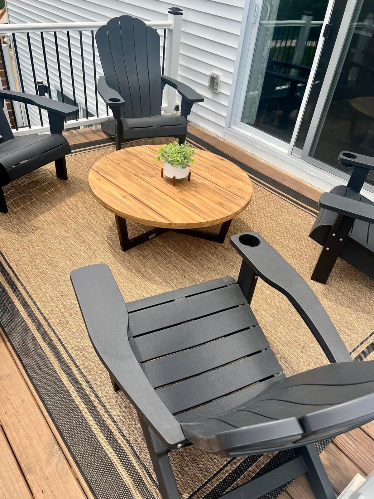 Gertmenian Indoor Outdoor Classic Flatweave Area Rug customer photo 2