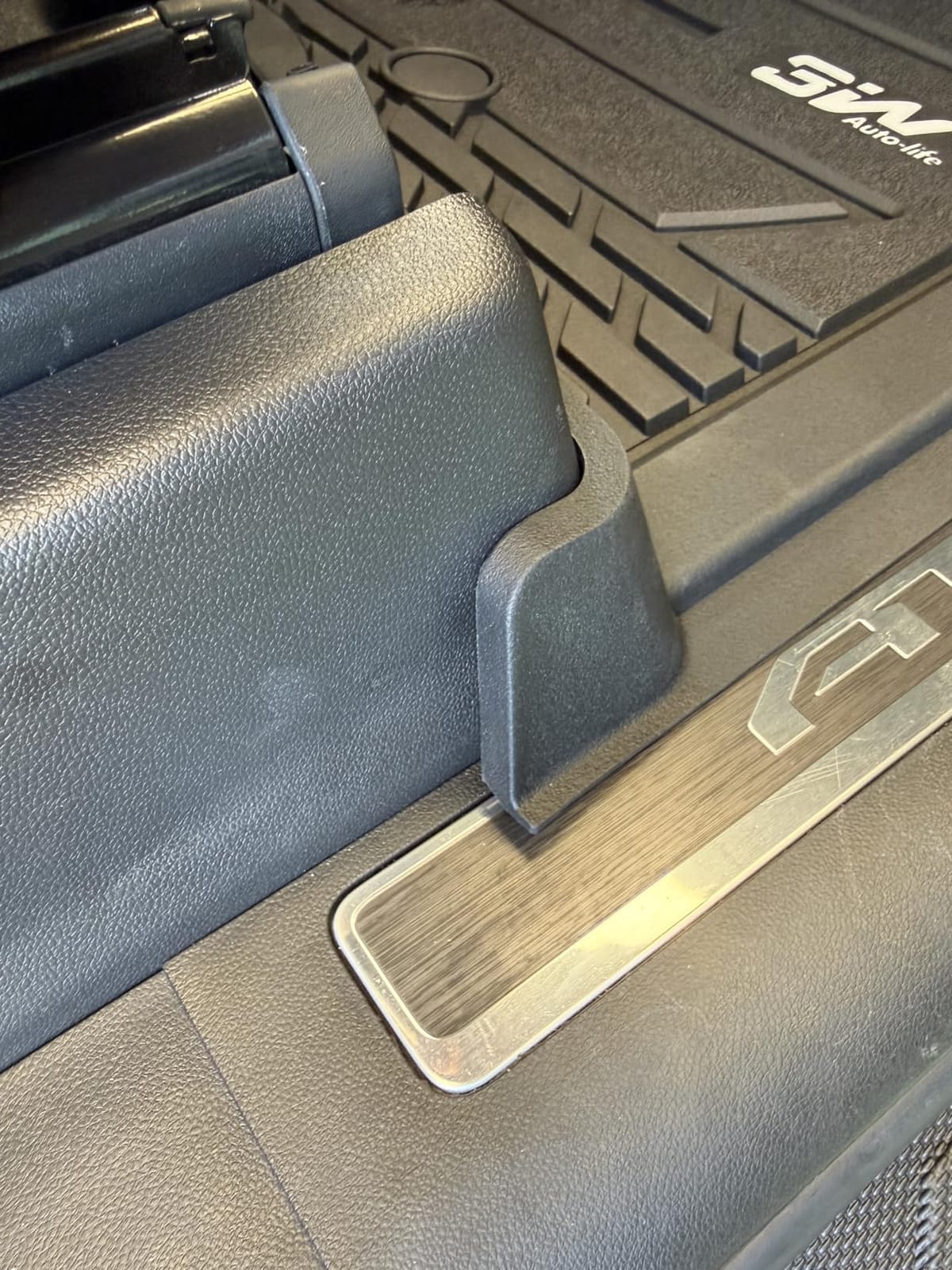 3W Floor Mats for 2013-2018 Dodge Ram 1500/2500/3500 Crew Cab & 2019-2024 Dodge Ram 1500 Classic Crew Cab All Weather TPE Custom Fit Accessories Floor Liner for 1500 Full Set Car Mats customer photo 1