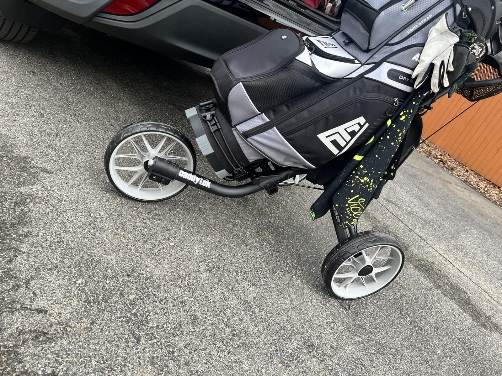CaddytekCaddyTek EZ-fold 3 Wheel Golf Push Cart Version 8 customer photo 1