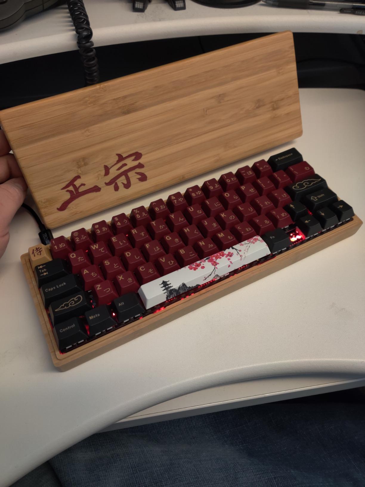 kbdfans Bamboo Wood Case 60% for GH60 DZ60 Mechanical Keyboard customer photo 2