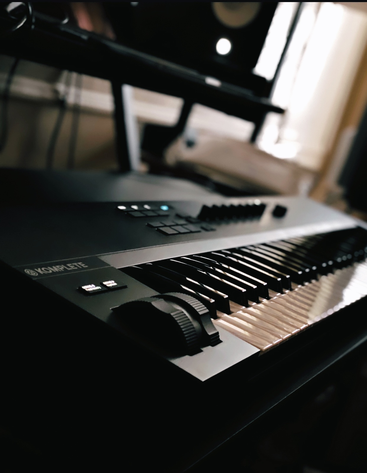 Native Instruments Komplete Kontrol A61 Controller Keyboard customer photo 1